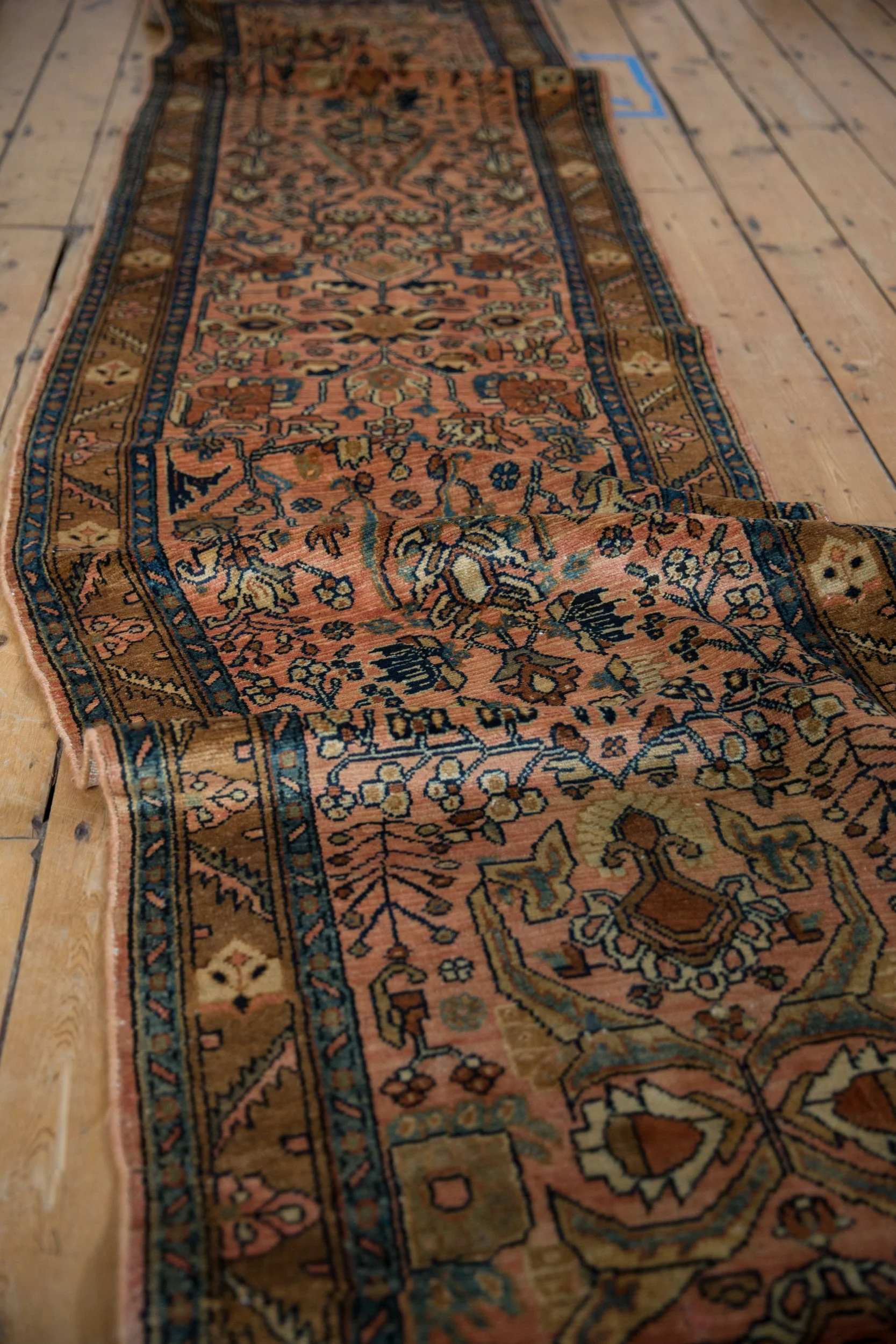 2.5x20 Vintage Lilihan Rug Runner - Image 13