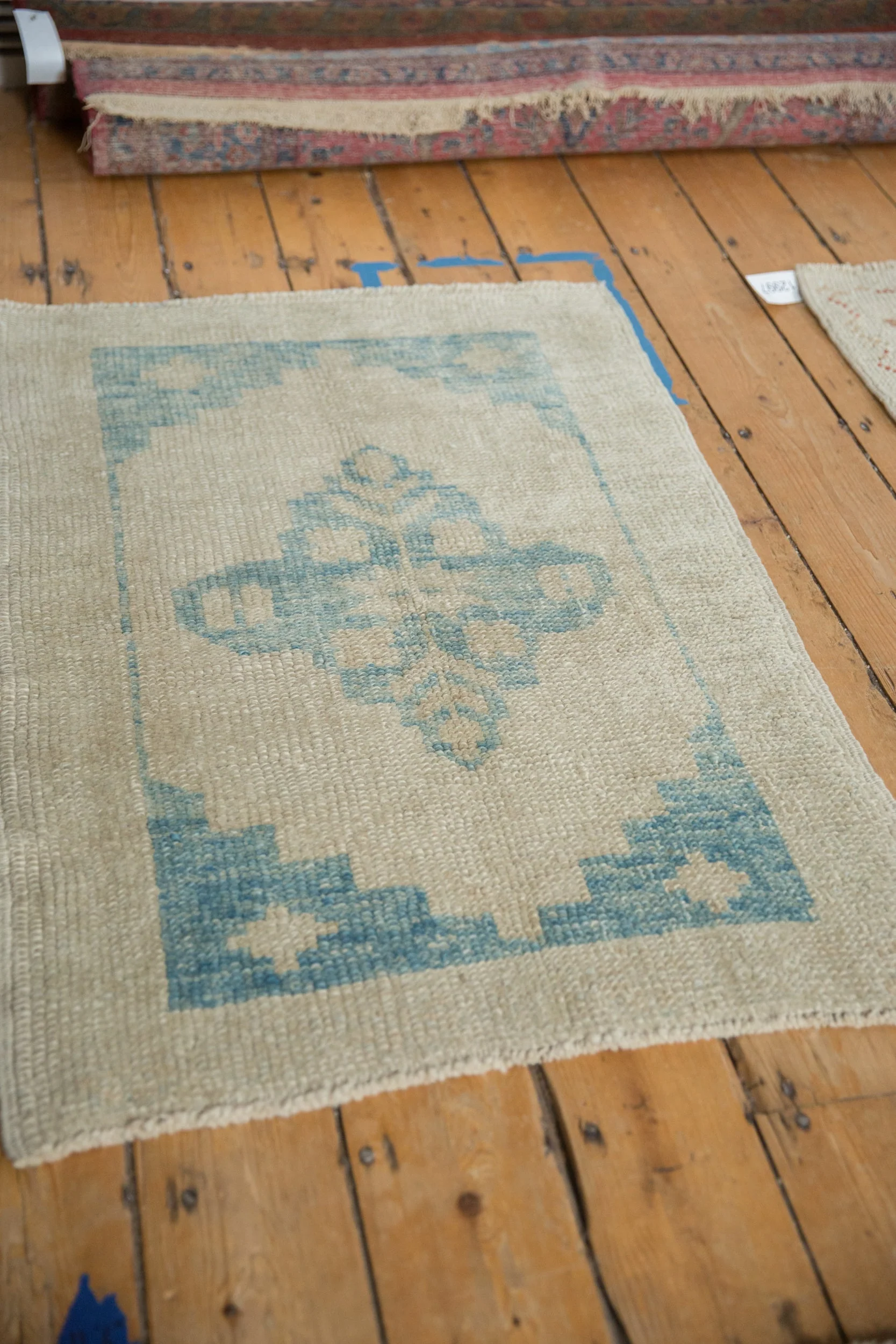 2.5x3.5 Distressed Oushak Rug - Image 4