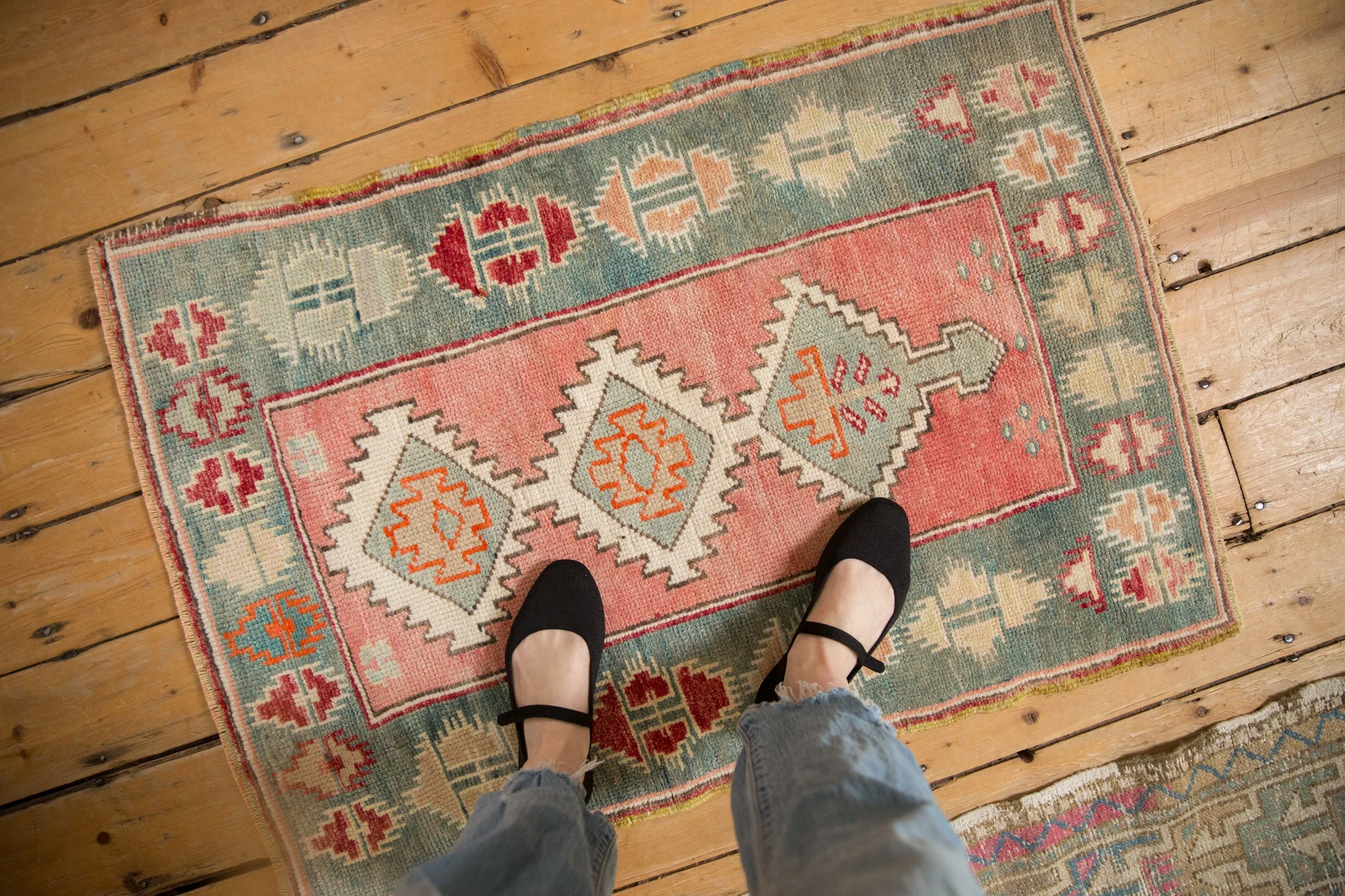 2.5x3.5 Vintage Distressed Oushak Rug - Image 2