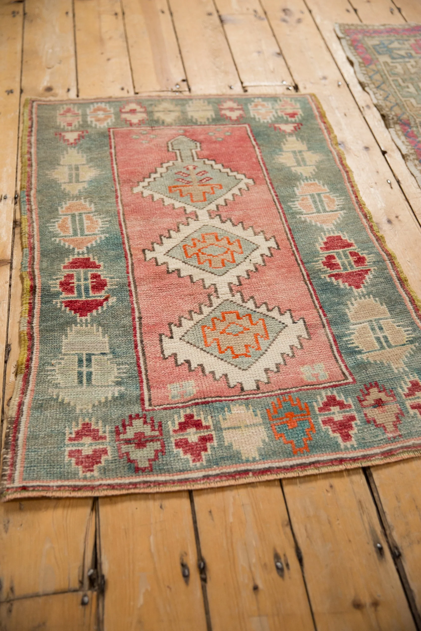 2.5x3.5 Vintage Distressed Oushak Rug - Image 5