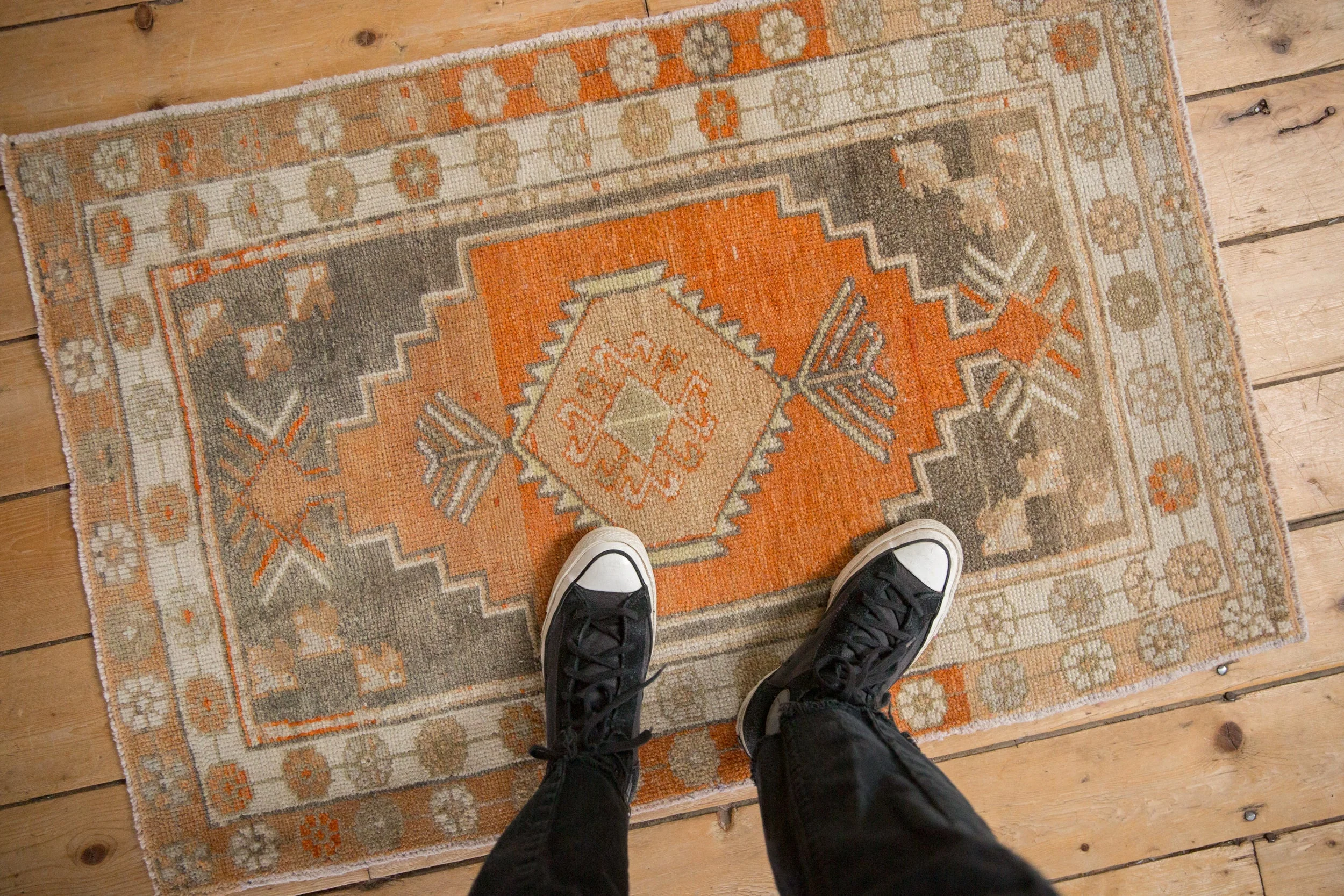 2.5x3.5 Vintage Distressed Oushak Rug - Image 2