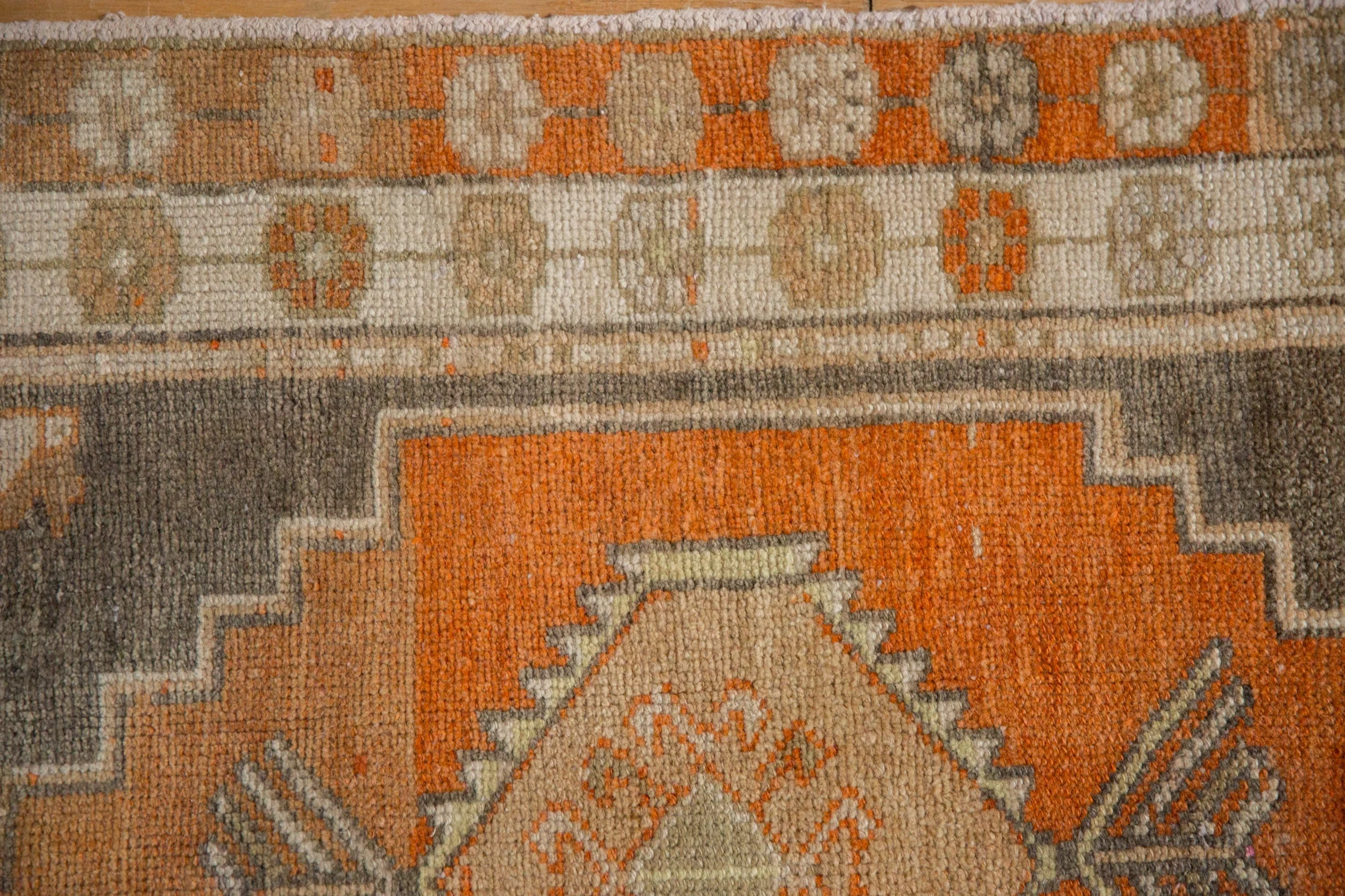 2.5x3.5 Vintage Distressed Oushak Rug - Image 3