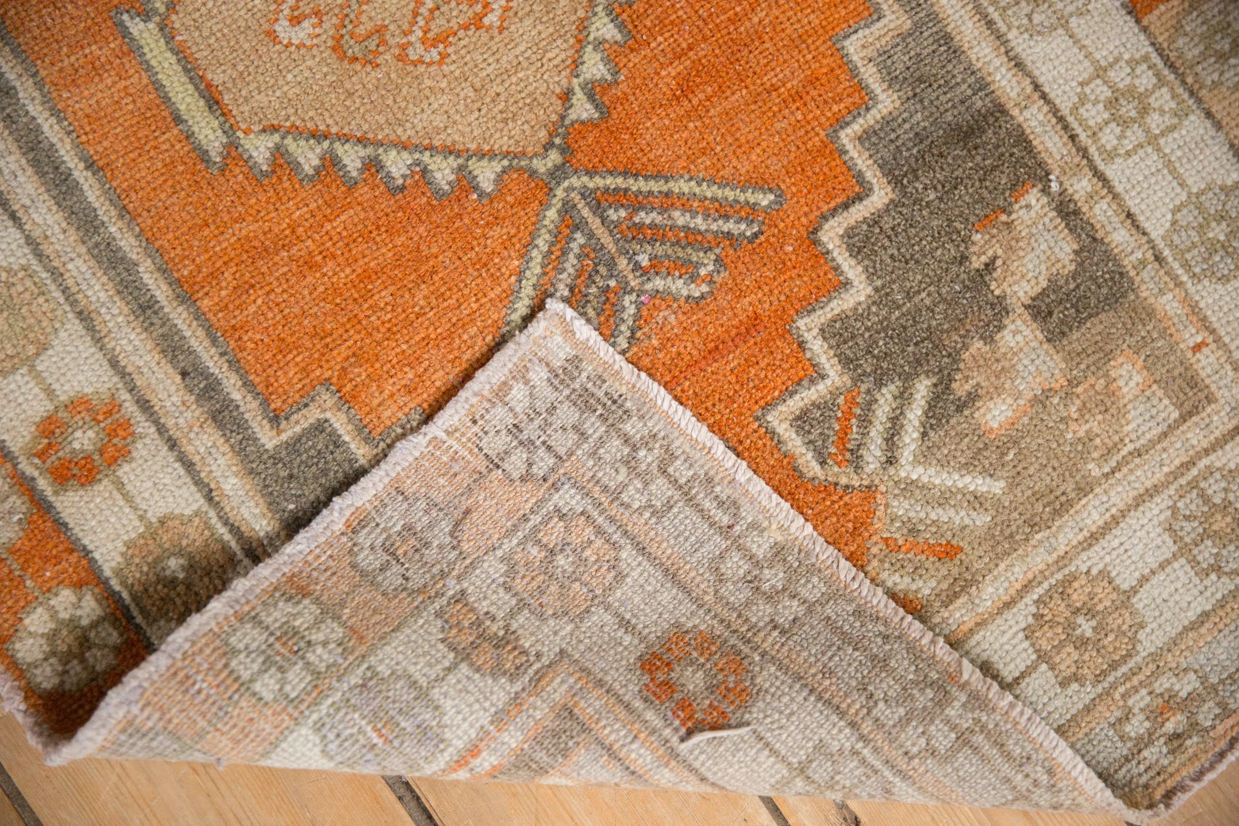 2.5x3.5 Vintage Distressed Oushak Rug - Image 9
