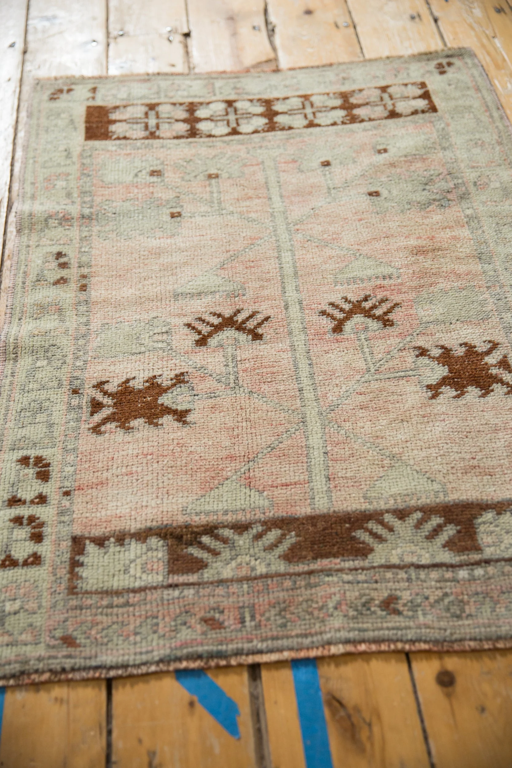 2.5x3.5 Vintage Distressed Oushak Rug - Image 5