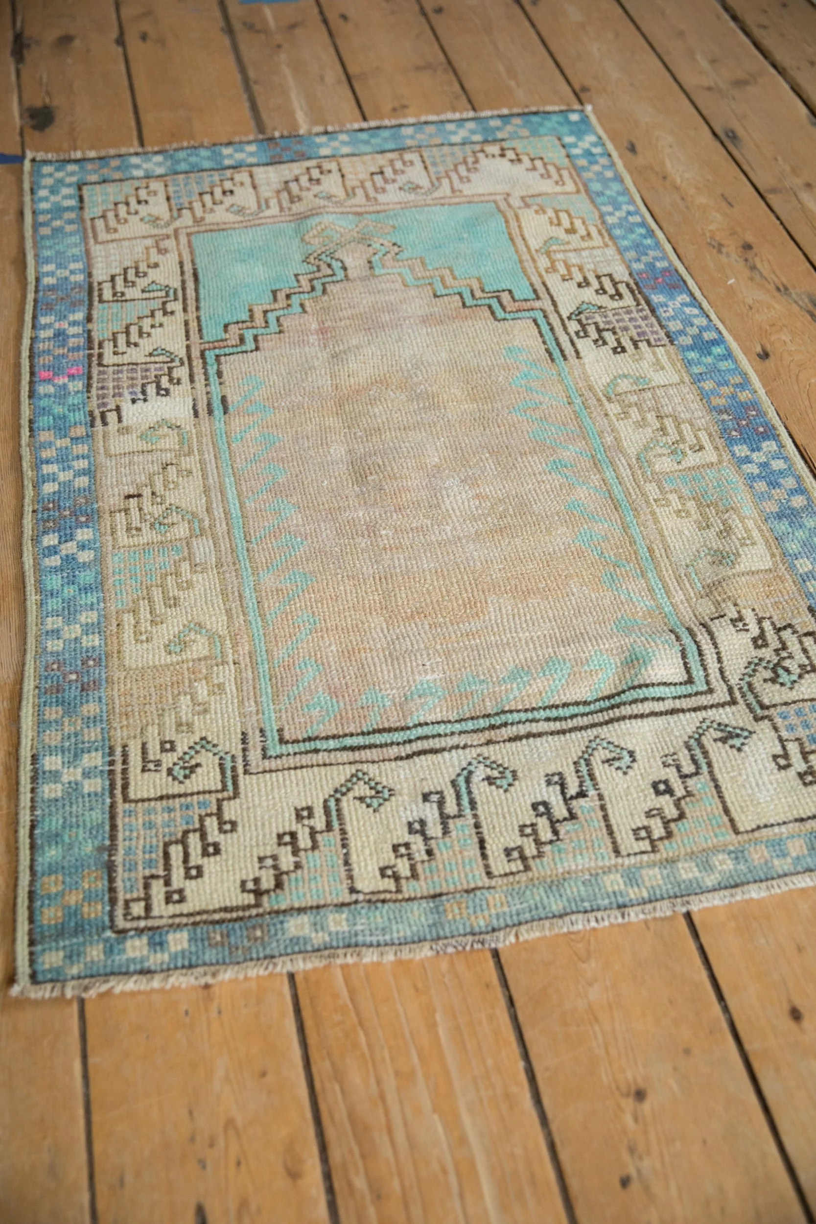 2.5x3.5 Vintage Distressed Oushak Rug - Image 4