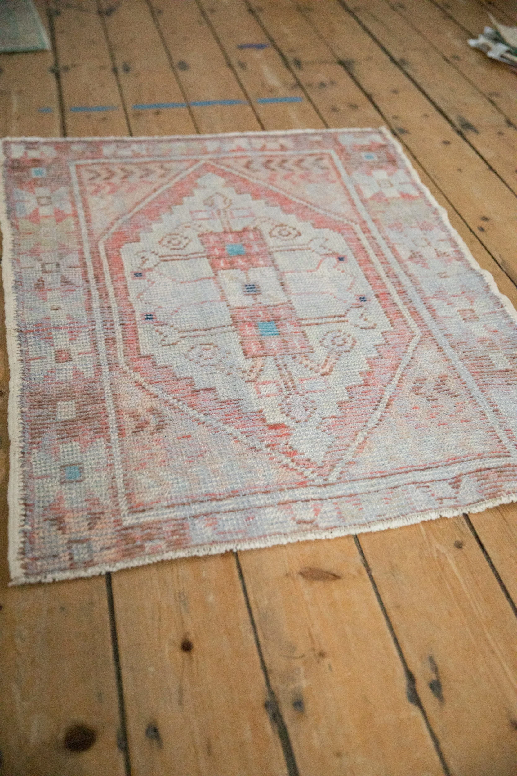 2.5x3.5 Vintage Distressed Oushak Rug - Image 4