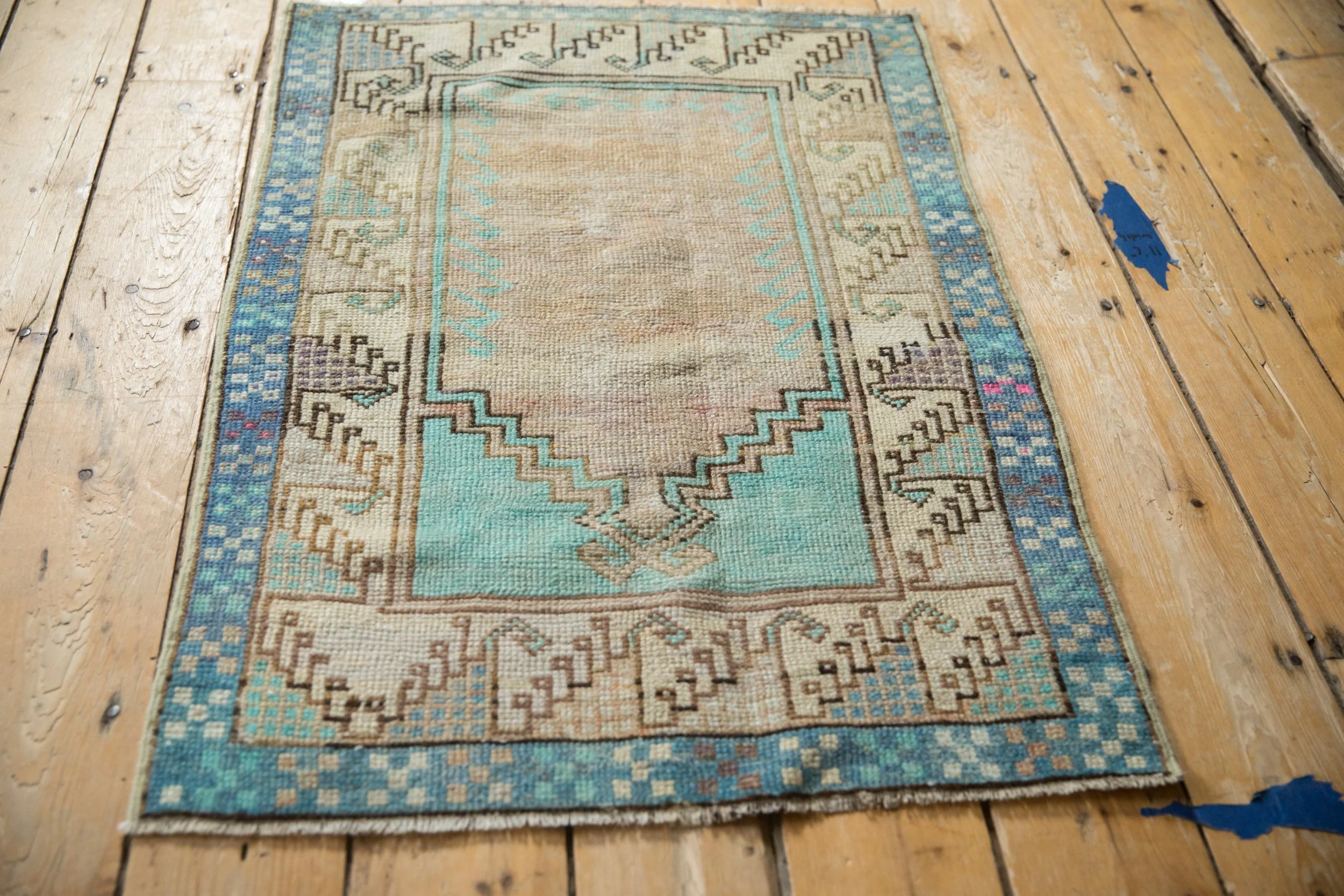 2.5x3.5 Vintage Distressed Oushak Rug - Image 6