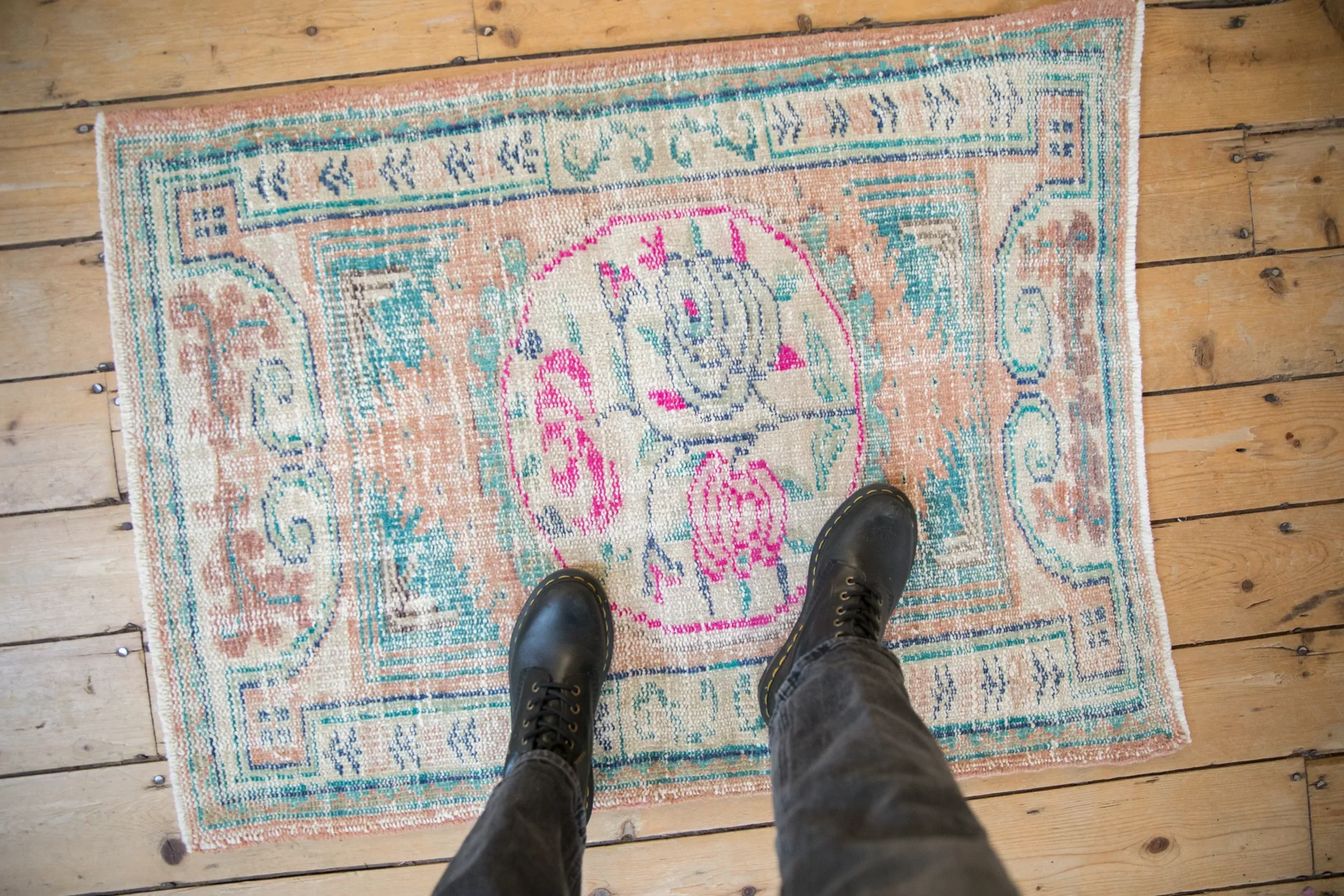 2.5x3.5 Vintage Distressed Oushak Rug - Image 2