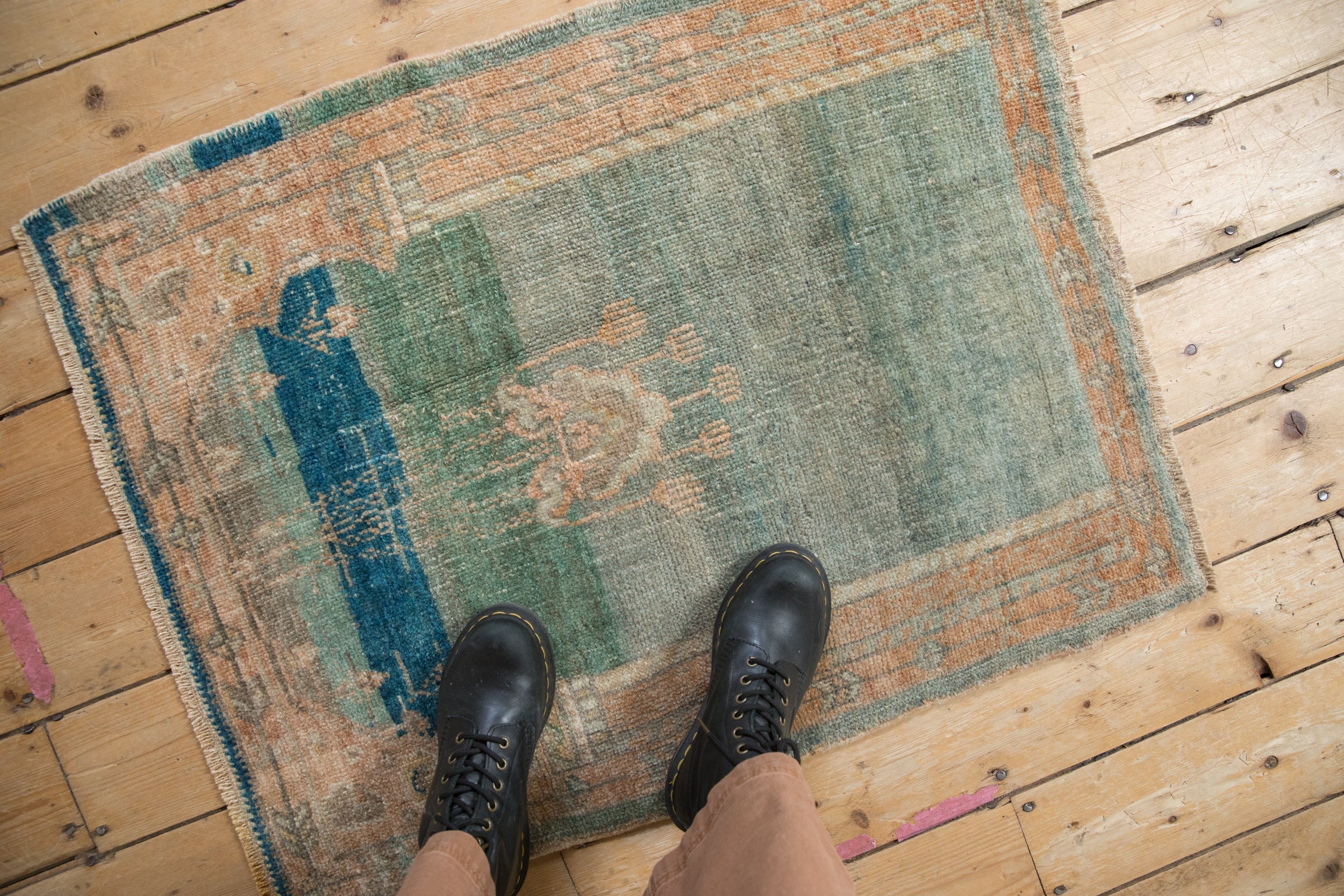 2.5x3.5 Vintage Oushak Rug - Image 2