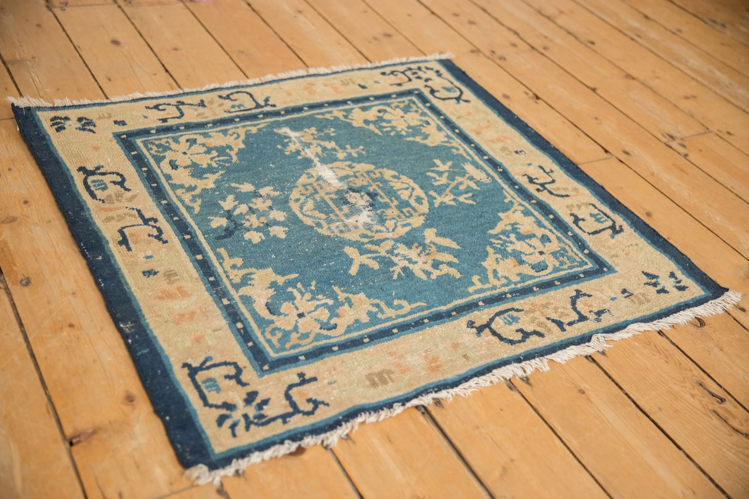 2.5x3 Antique Peking Square Rug - Image 4