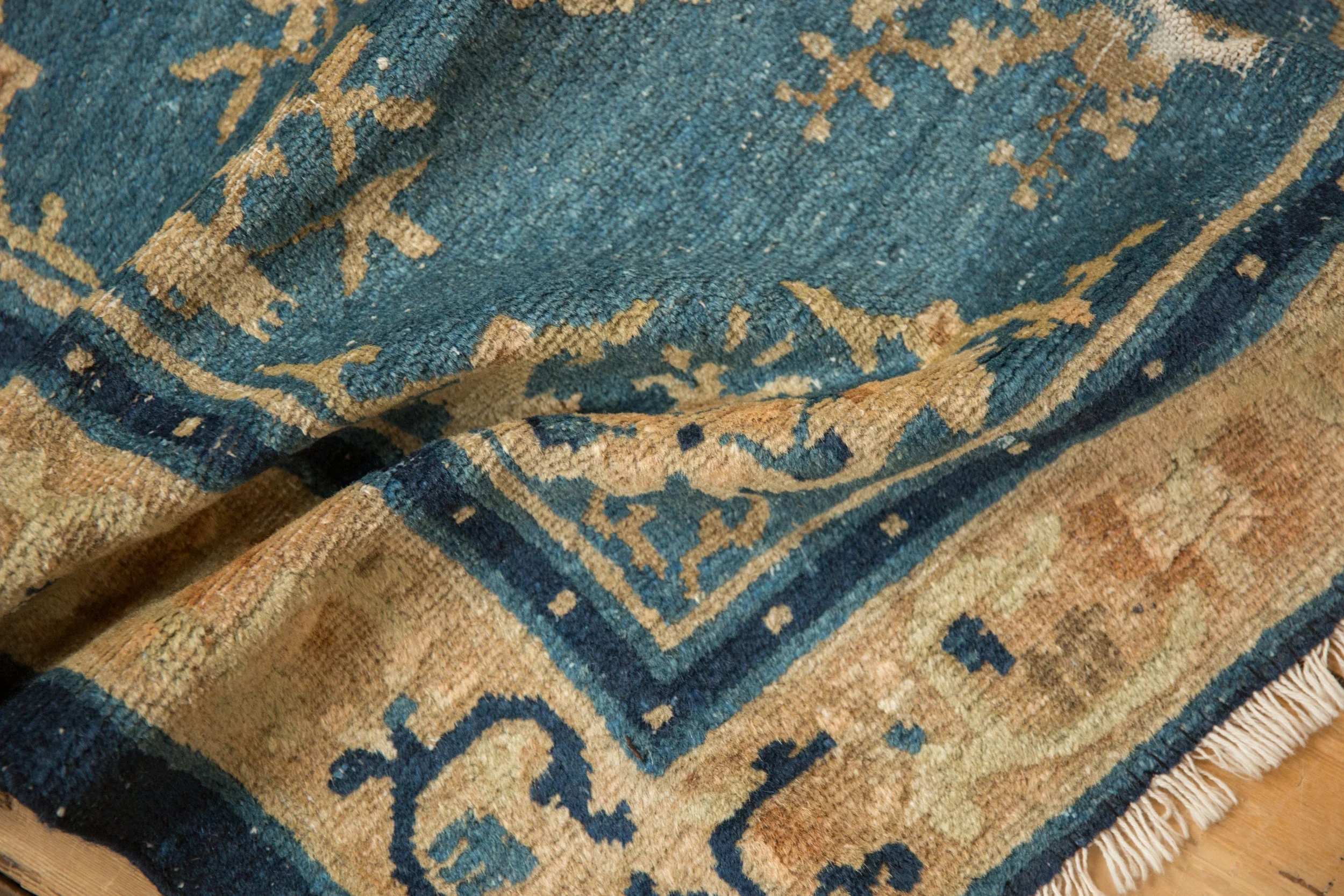 2.5x3 Antique Peking Square Rug - Image 9