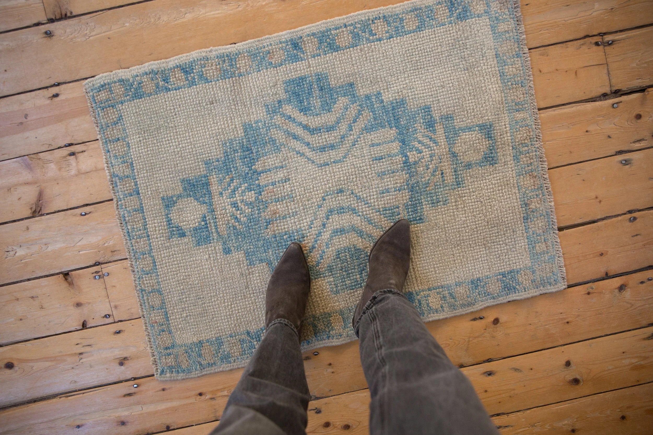 2.5x3 Distressed Oushak Square Rug - Image 2