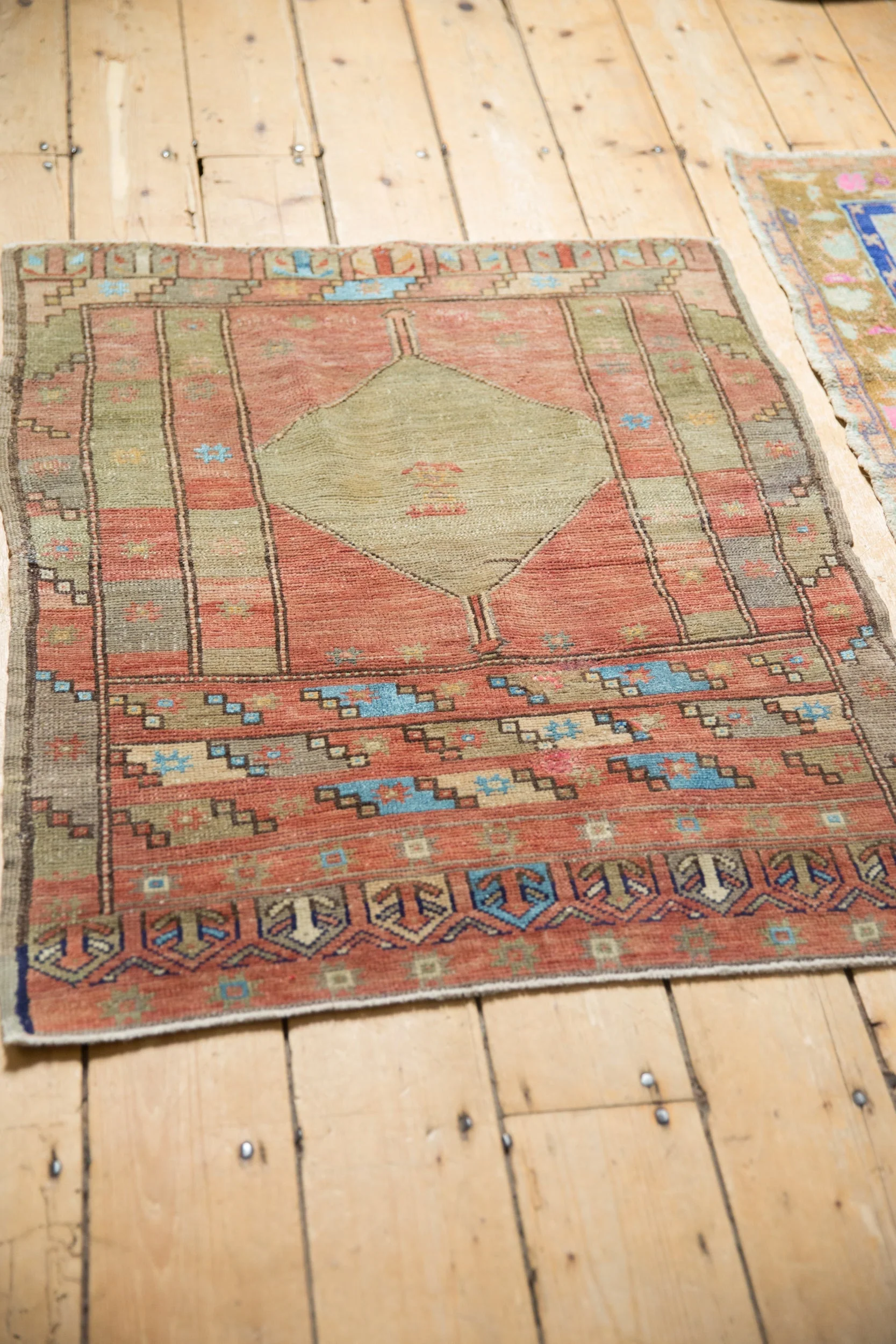 2.5x3 Vintage Distressed Oushak Square Rug - Image 9