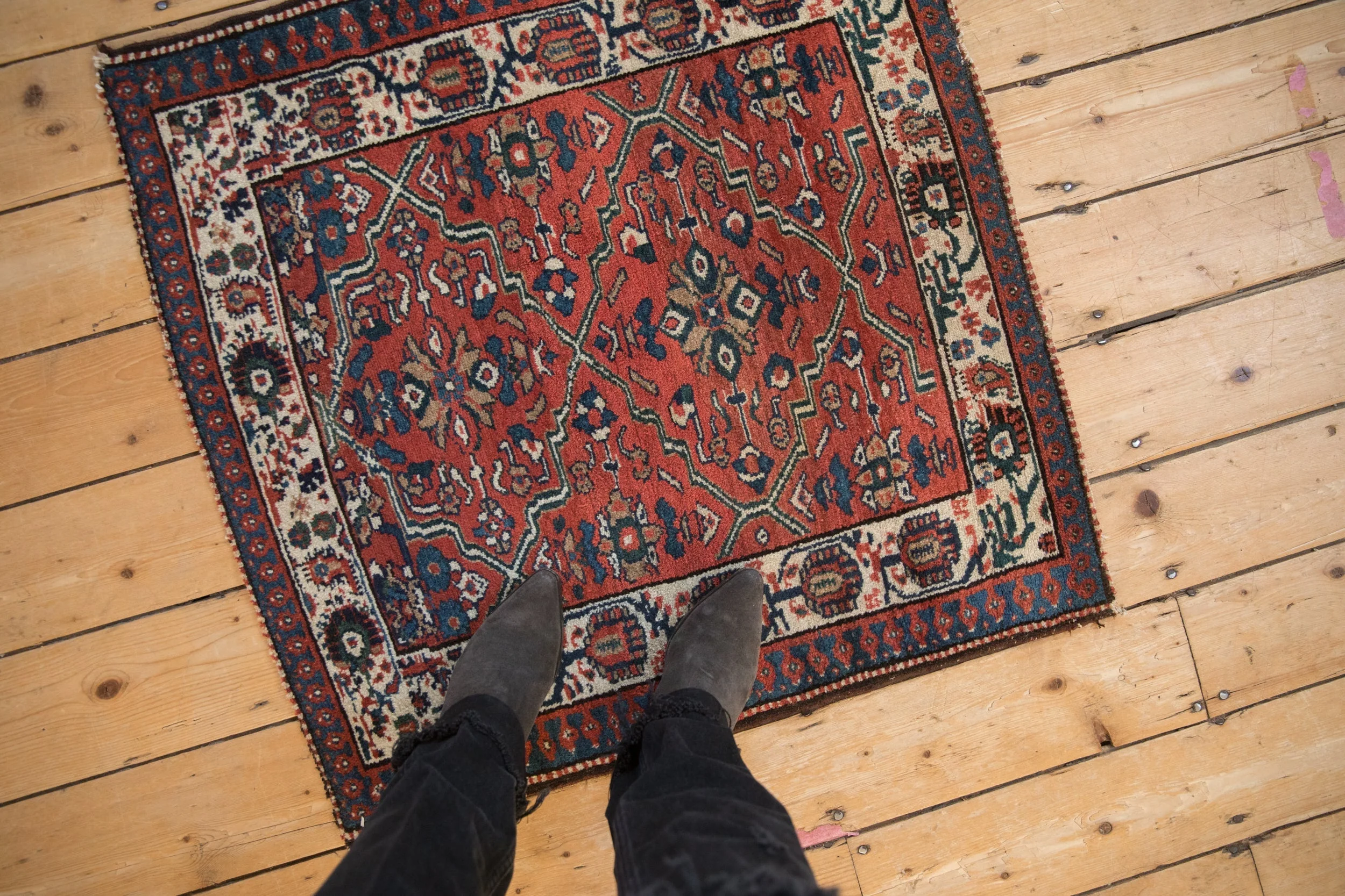 2.5x3 Vintage Malayer Square Rug - Image 2