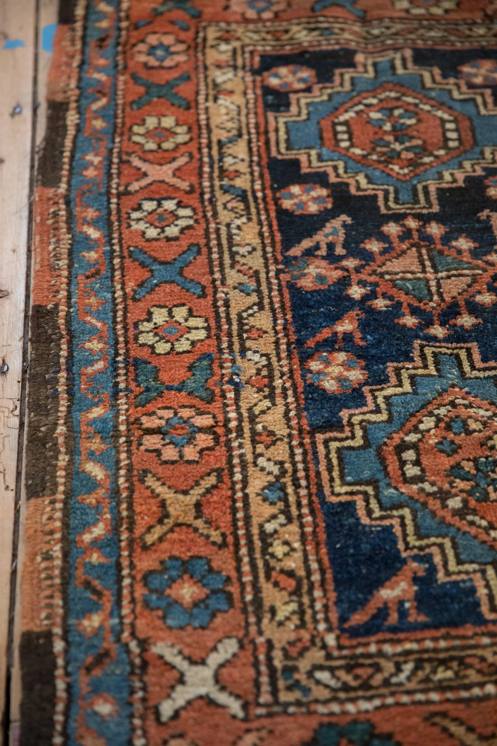 2.5x4.5 Antique Heriz Rug - Image 5