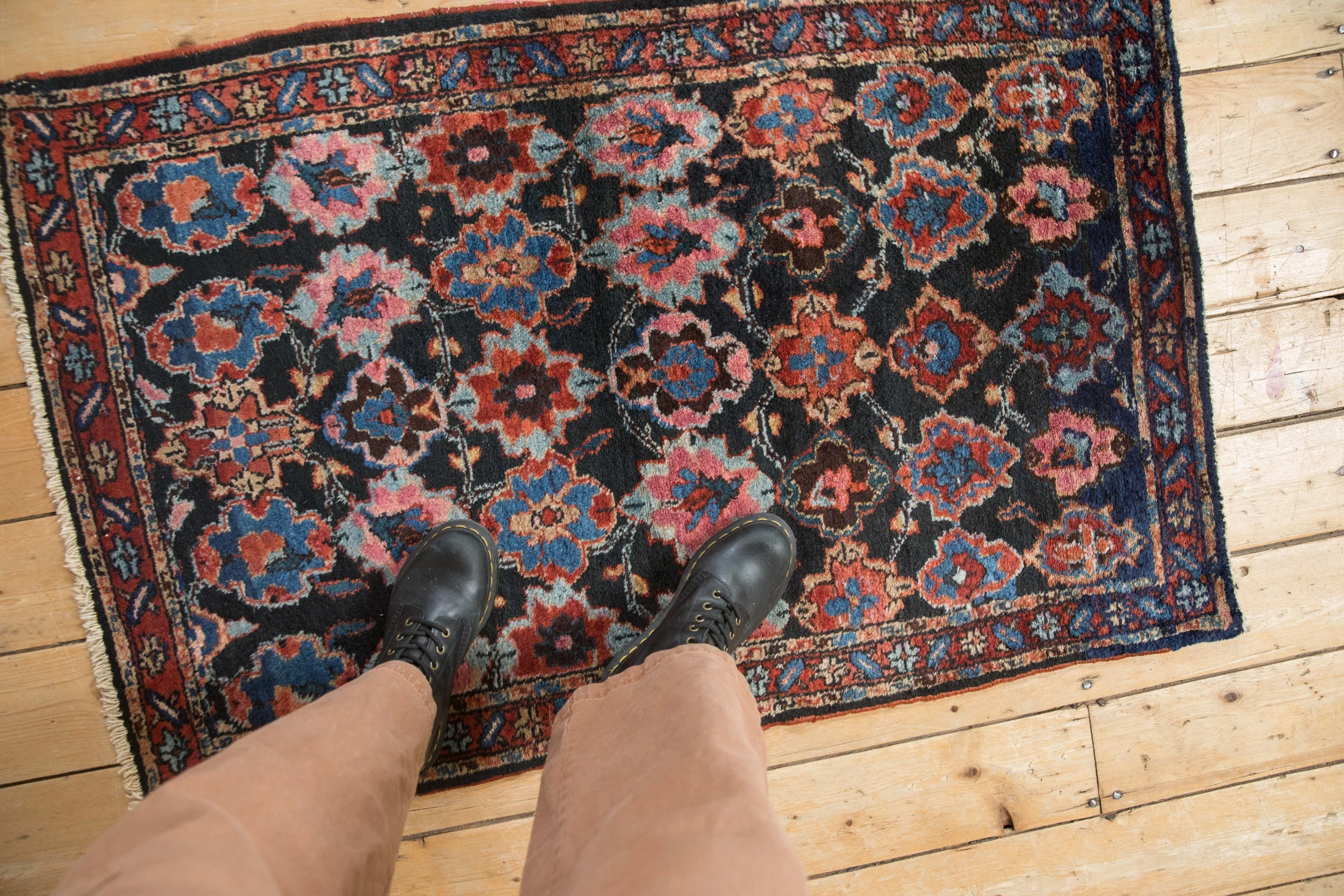 2.5x4.5 Vintage Bibikabad Rug - Image 2