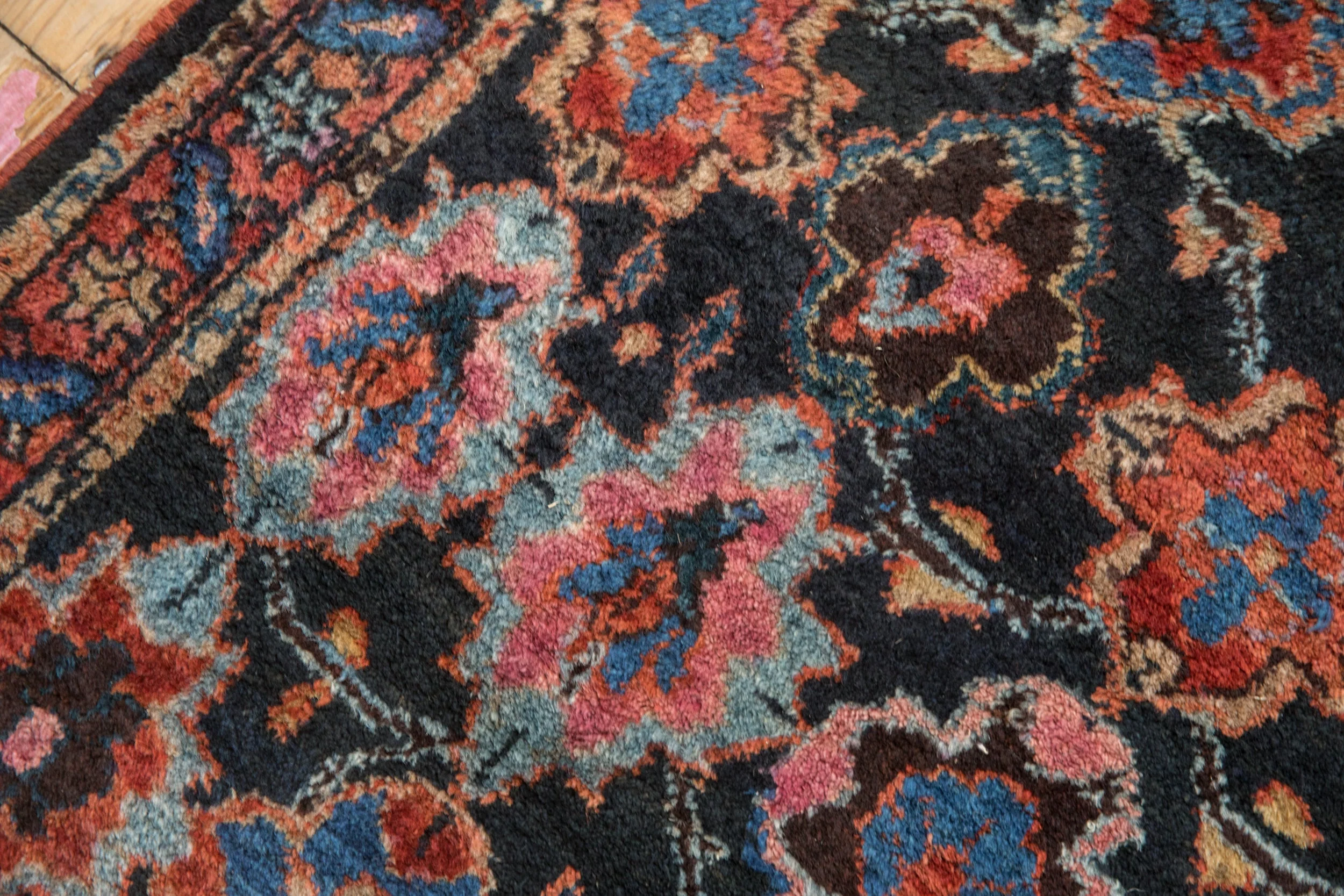2.5x4.5 Vintage Bibikabad Rug - Image 4
