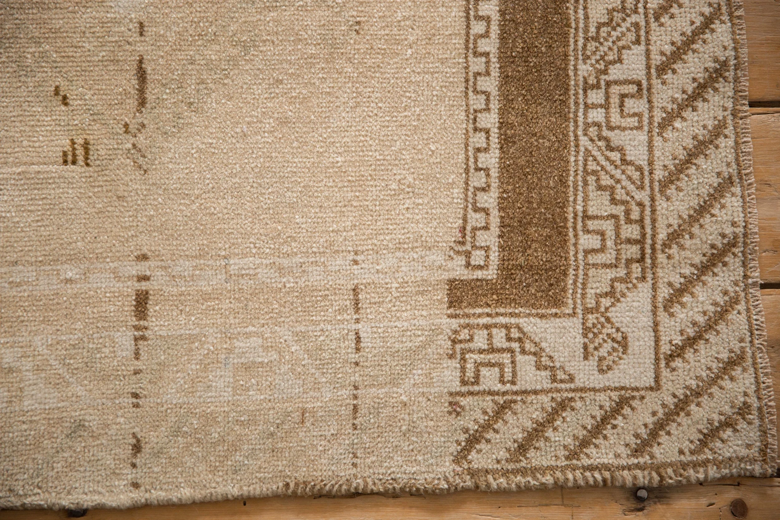2.5x4.5 Vintage Distressed Malatya Rug - Image 3