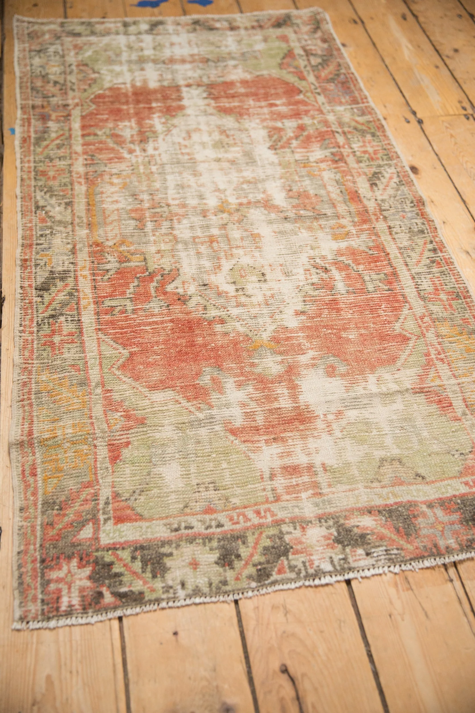 2.5x4.5 Vintage Distressed Oushak Rug - Image 4