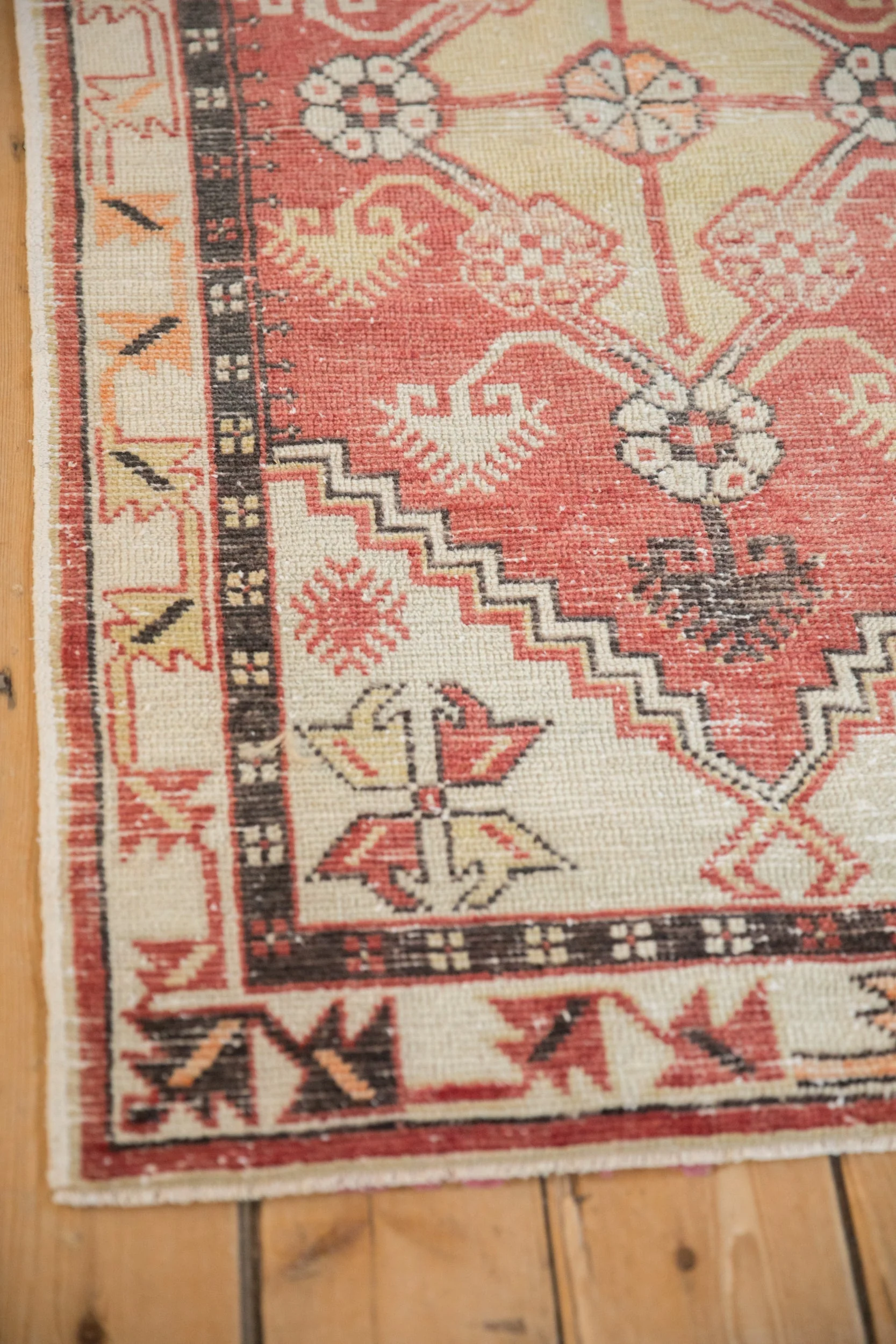 2.5x4.5 Vintage Distressed Oushak Rug - Image 5