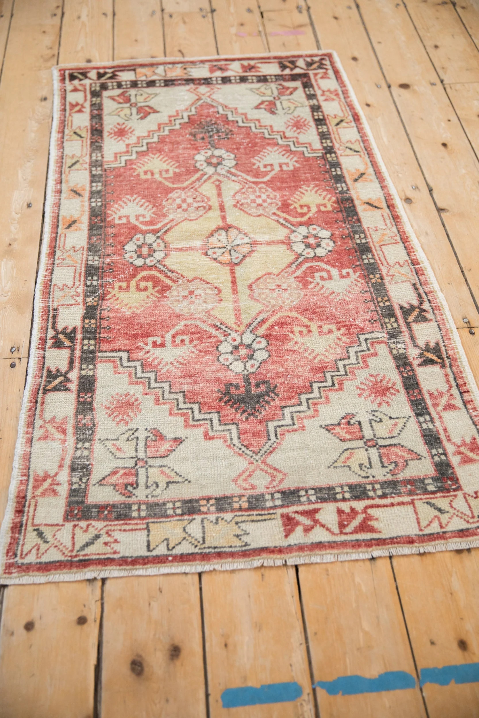 2.5x4.5 Vintage Distressed Oushak Rug - Image 7