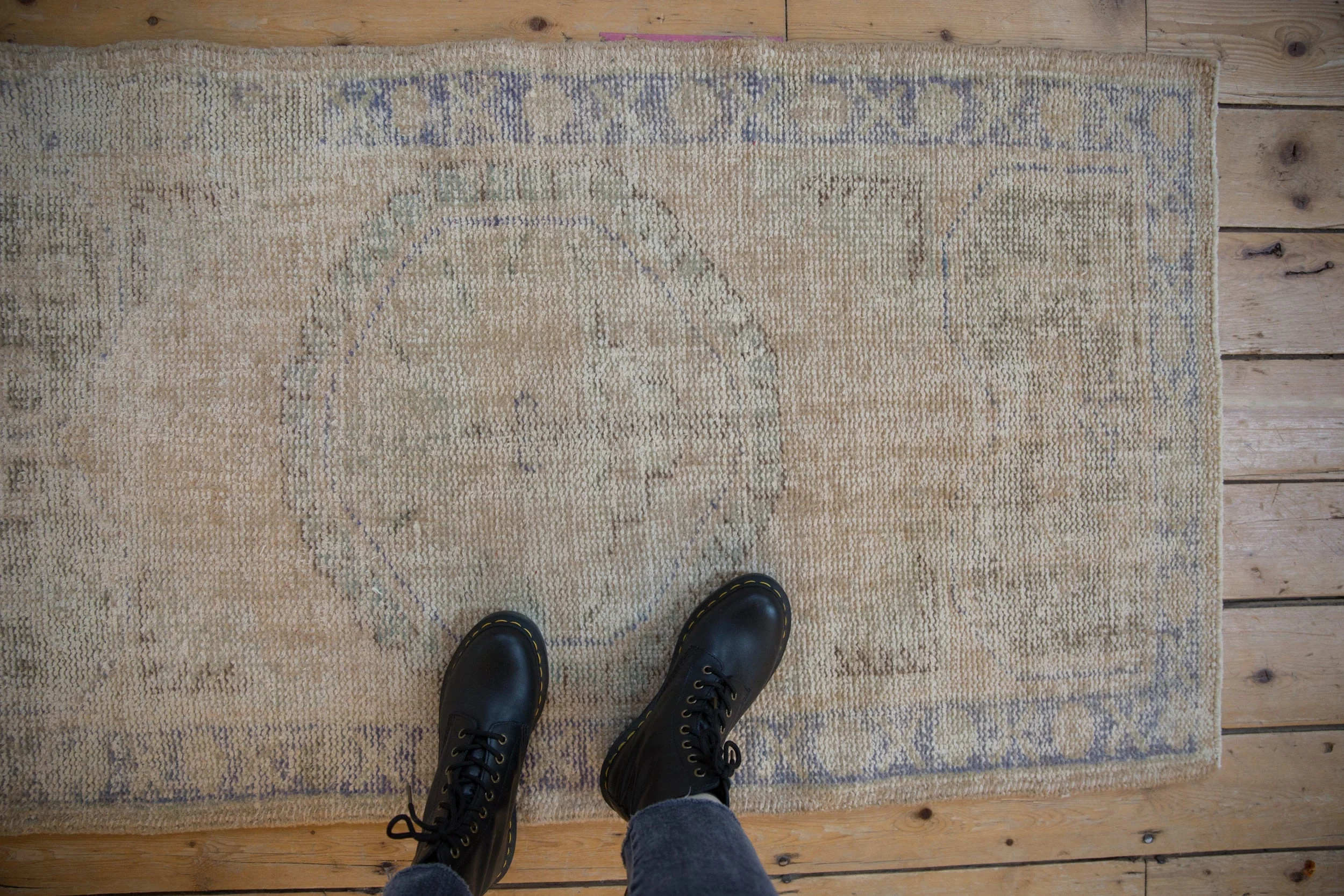 2.5x4.5 Vintage Distressed Oushak Rug - Image 2