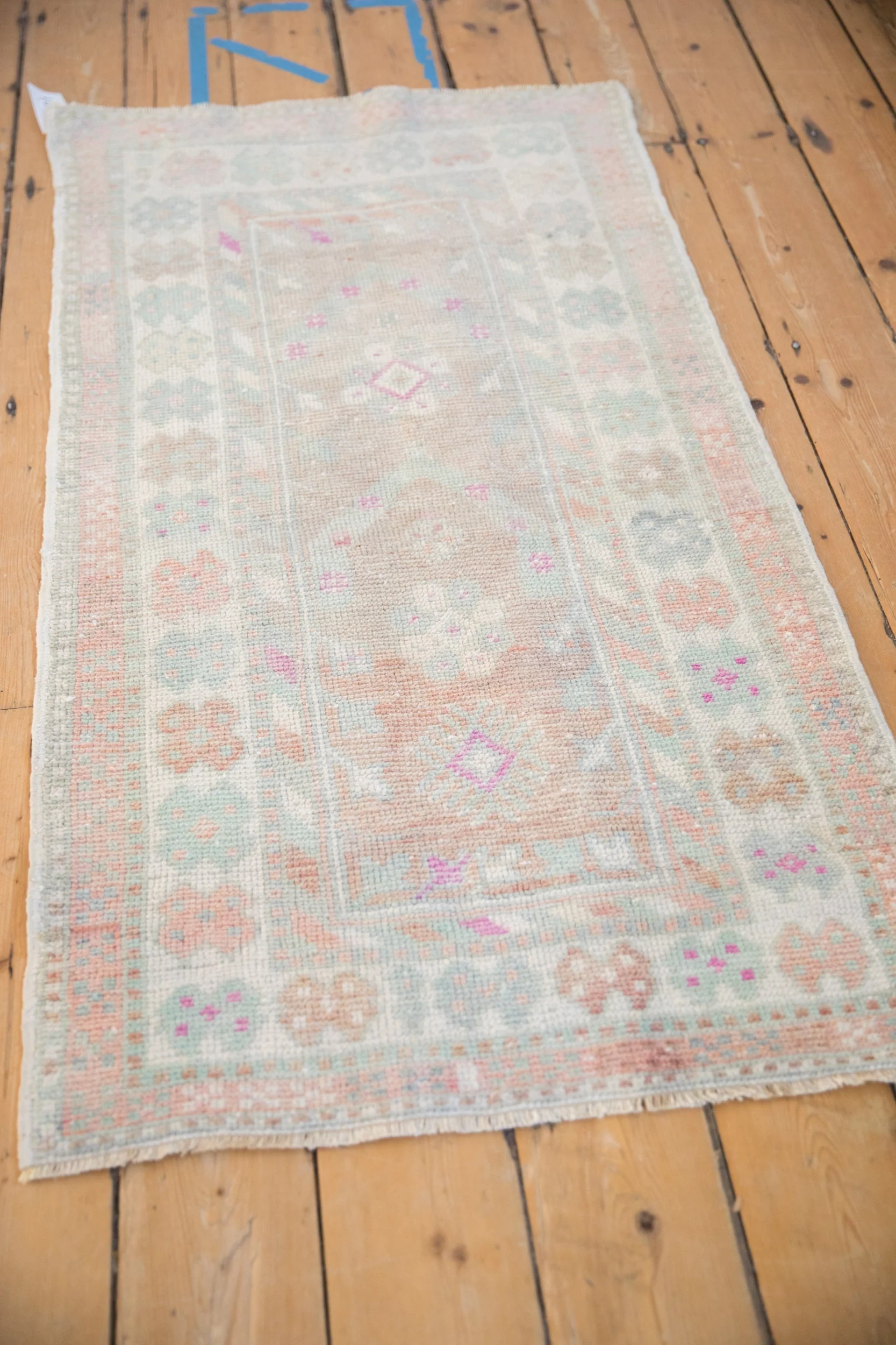 2.5x4.5 Vintage Distressed Oushak Rug - Image 4