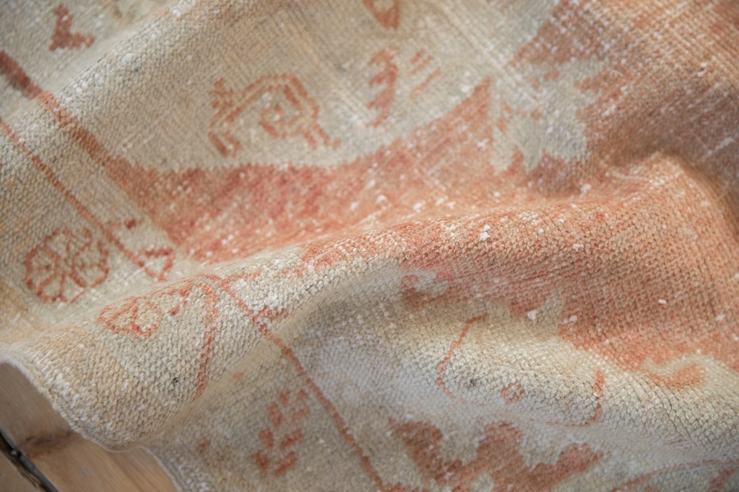 2.5x4.5 Vintage Distressed Oushak Rug - Image 6