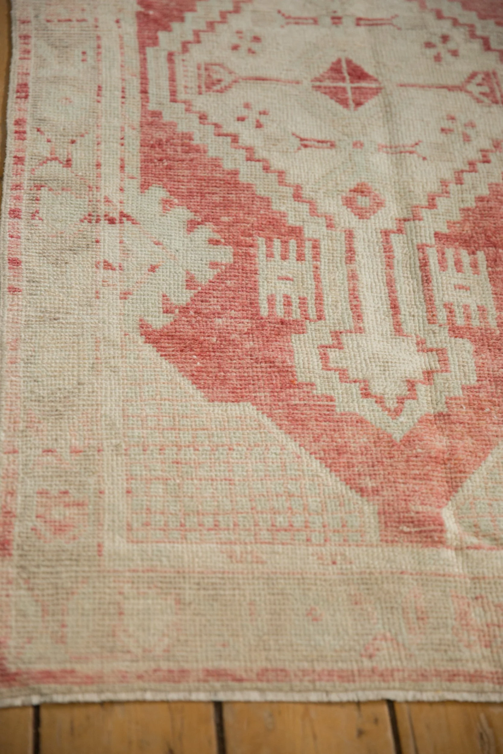 2.5x4.5 Vintage Distressed Oushak Rug - Image 5