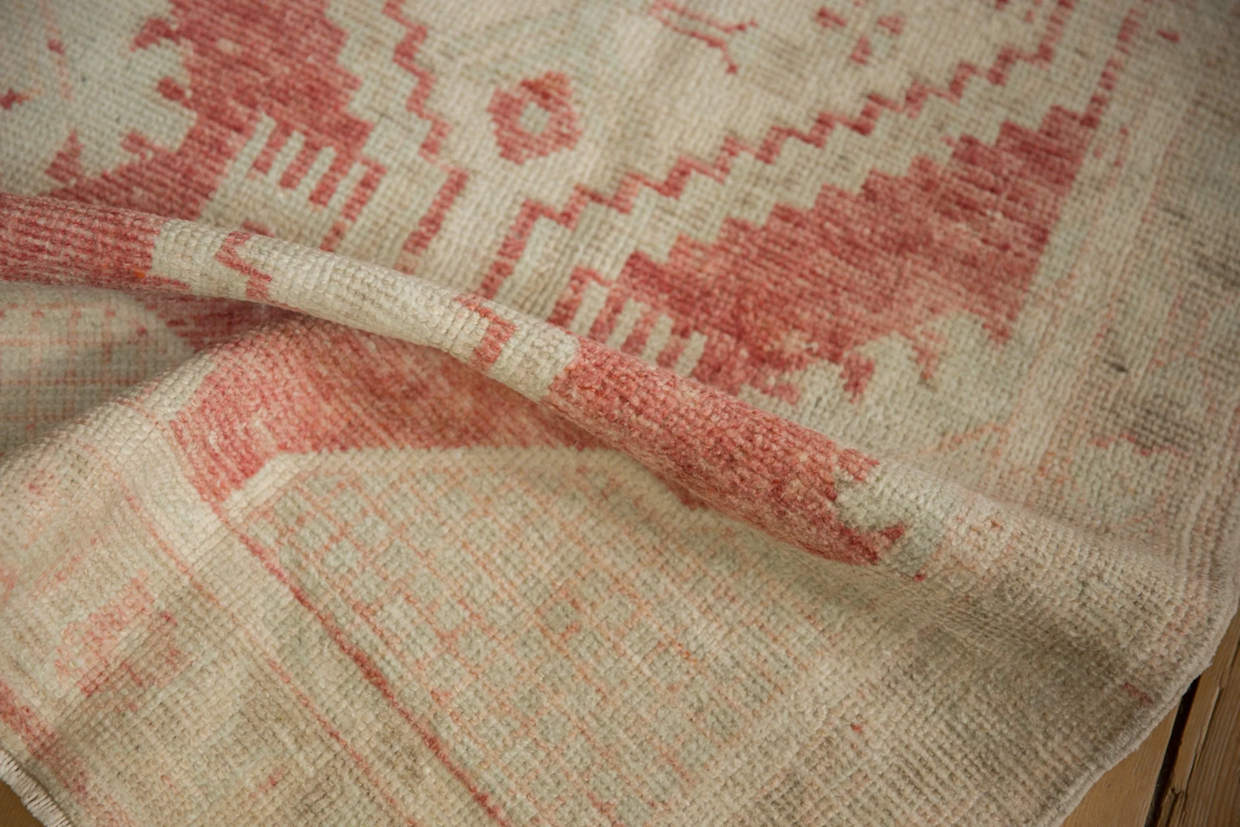 2.5x4.5 Vintage Distressed Oushak Rug - Image 6