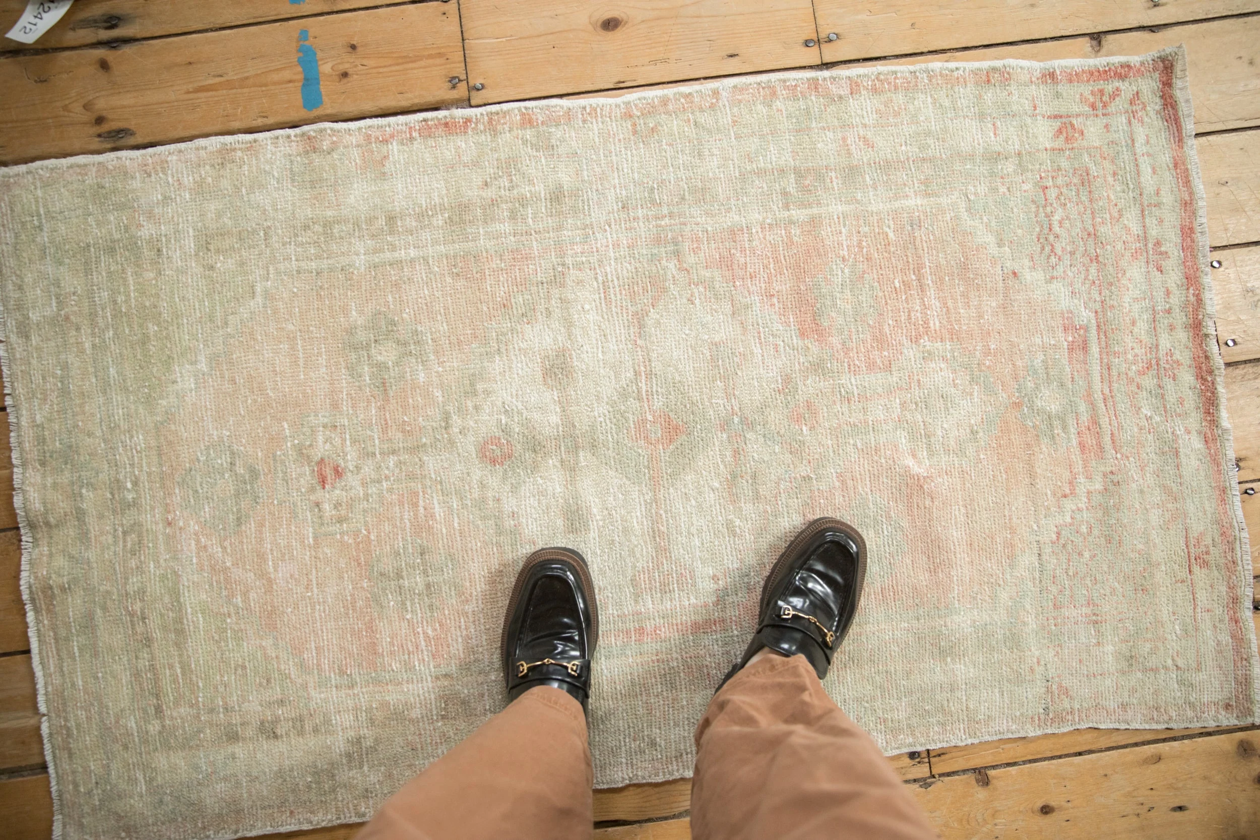 2.5x4.5 Vintage Distressed Oushak Rug - Image 2