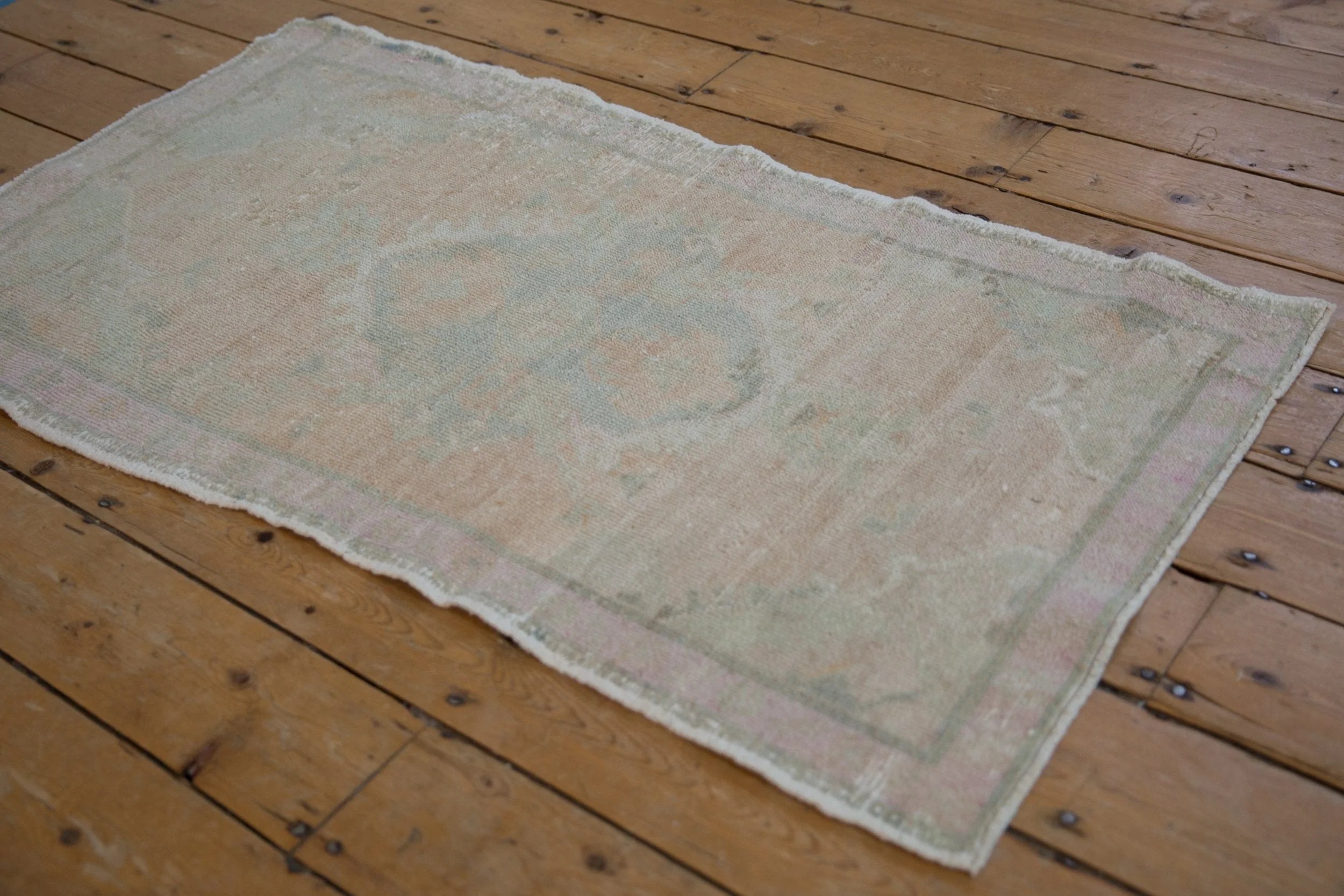 2.5x4.5 Vintage Distressed Oushak Rug - Image 8