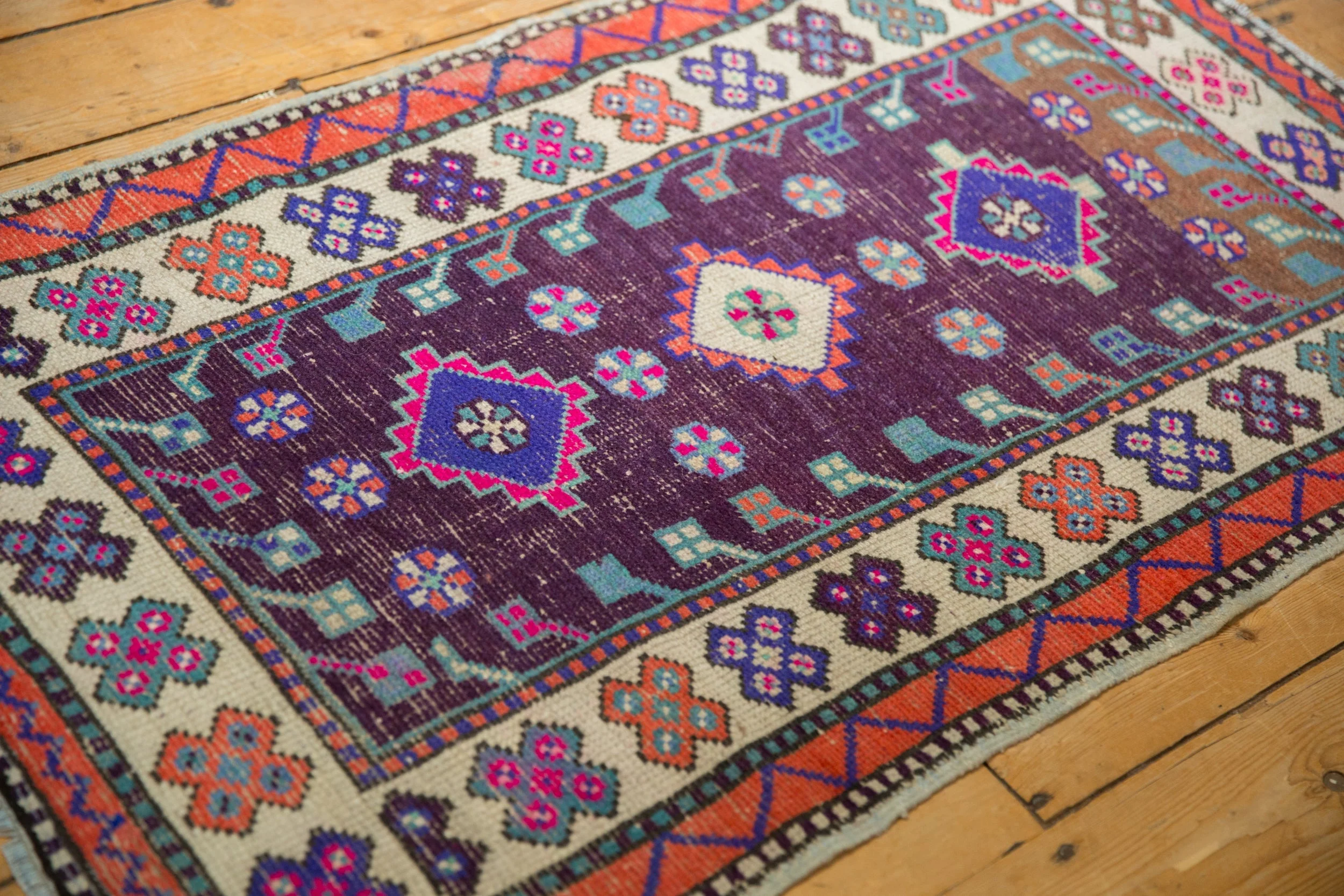 2.5x4.5 Vintage Distressed Oushak Rug - Image 5