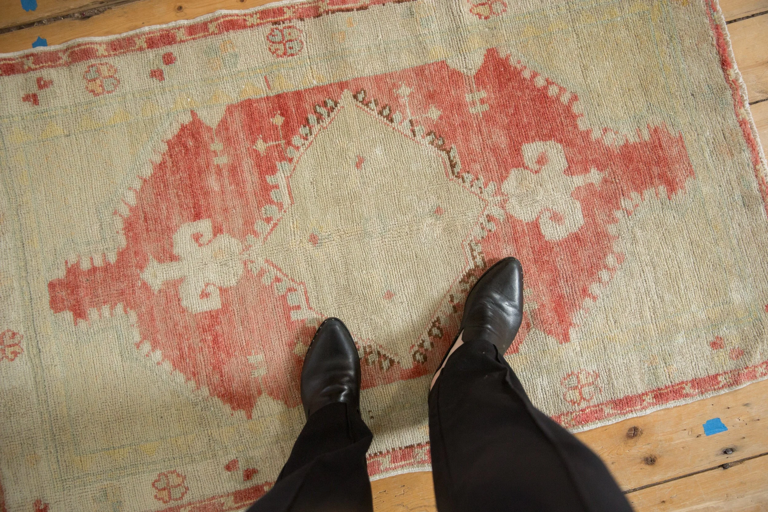 2.5x4.5 Vintage Distressed Oushak Rug - Image 2