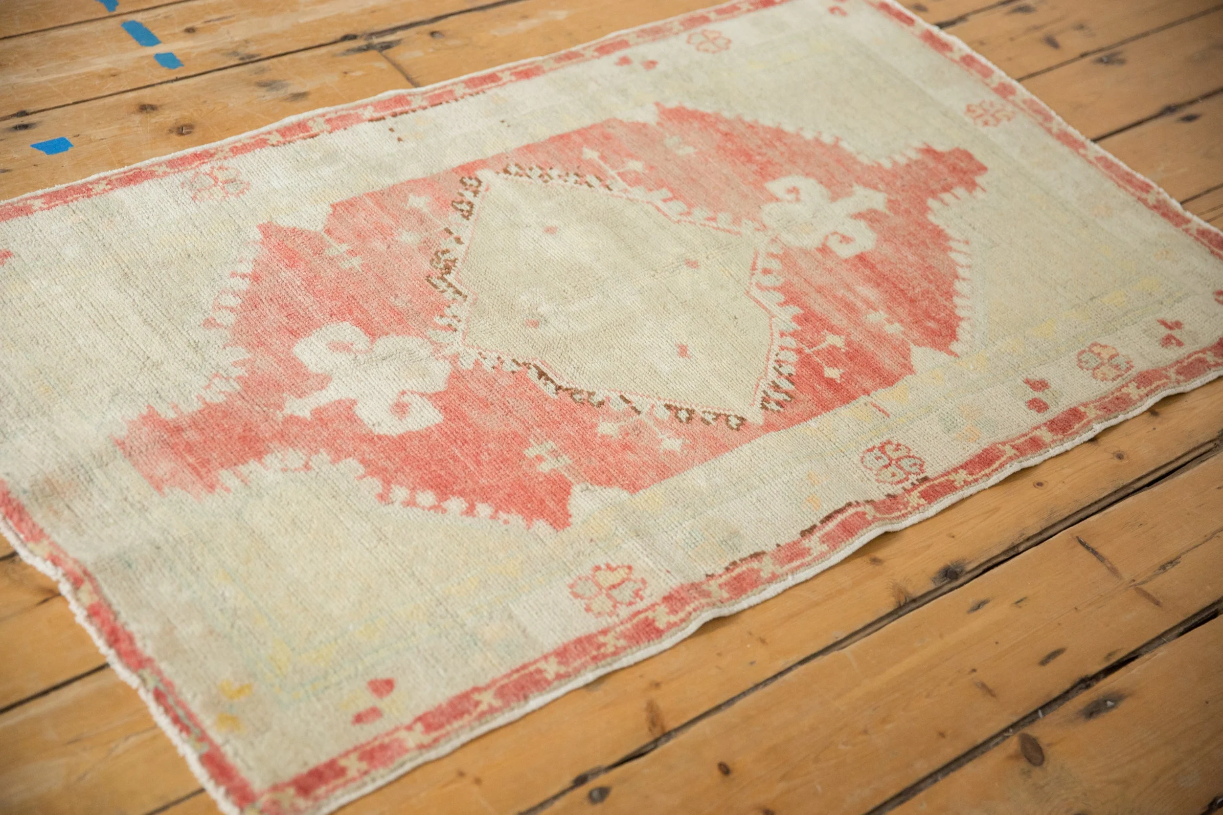2.5x4.5 Vintage Distressed Oushak Rug - Image 5