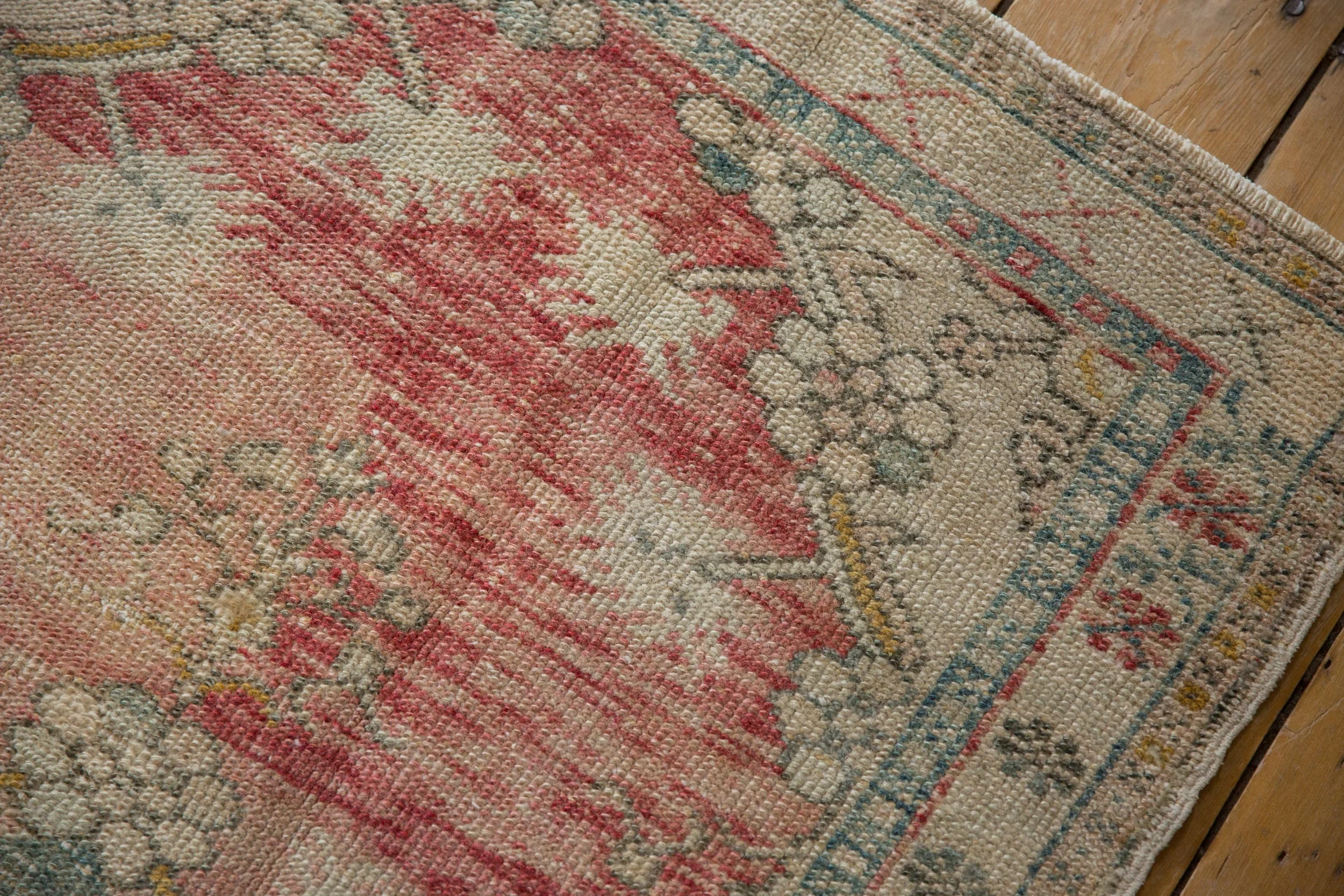 2.5x4.5 Vintage Distressed Oushak Rug - Image 4