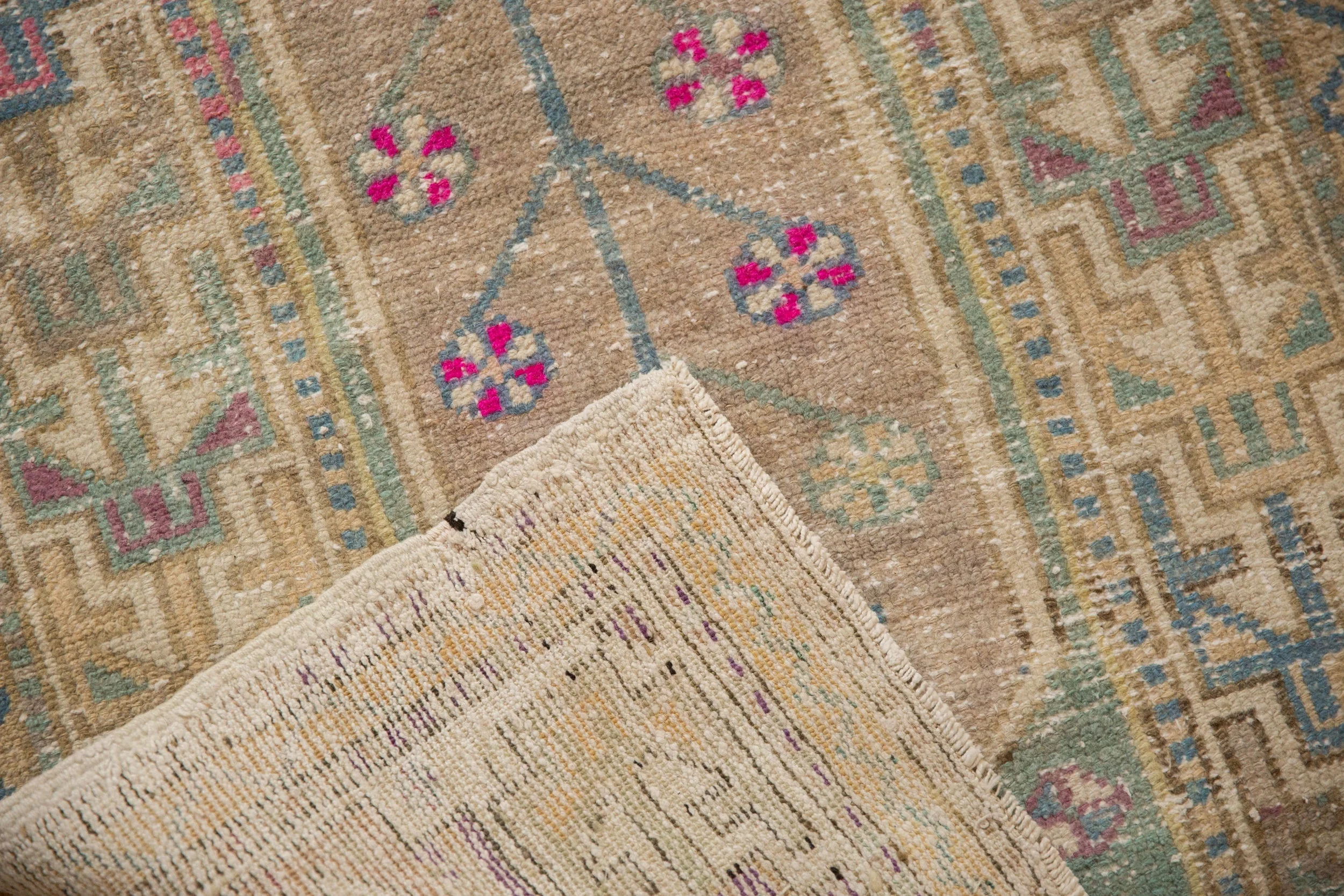 2.5x4.5 Vintage Distressed Oushak Rug - Image 10