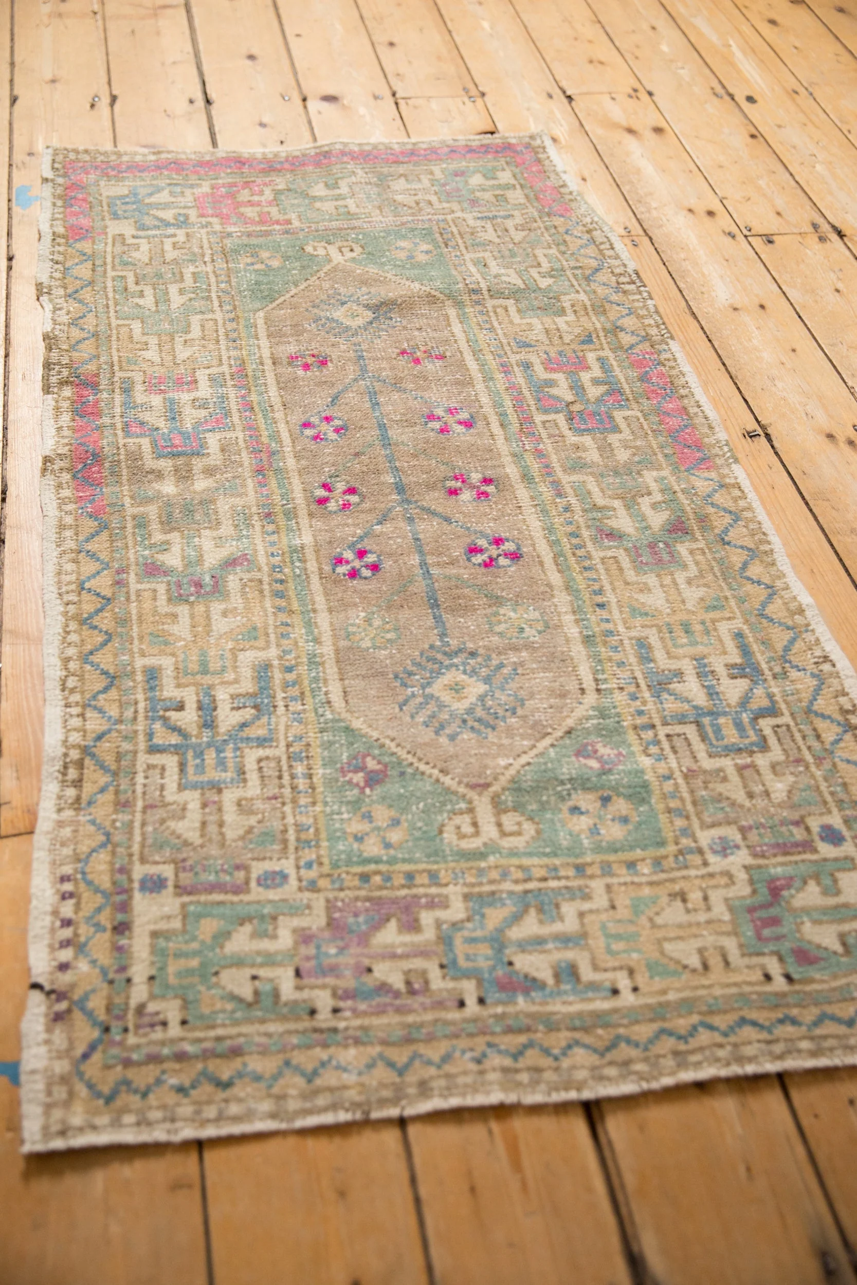 2.5x4.5 Vintage Distressed Oushak Rug - Image 6