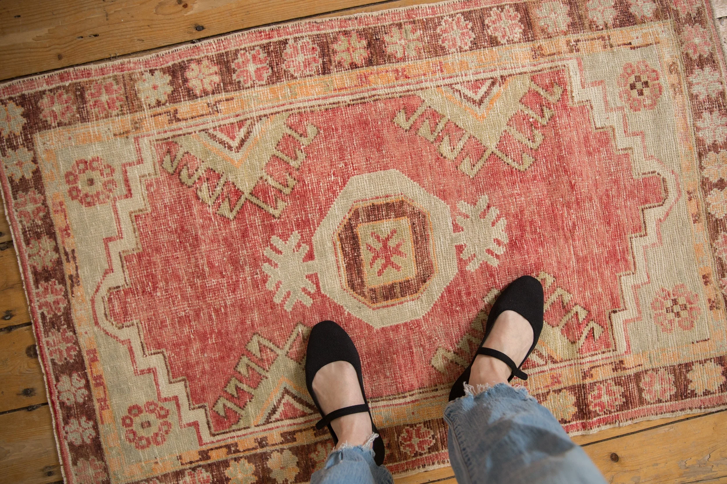 2.5x4.5 Vintage Distressed Oushak Rug - Image 2
