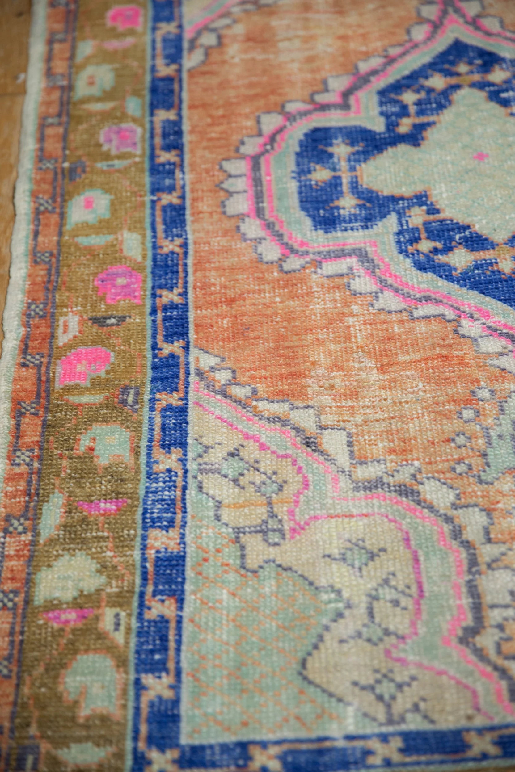 2.5x4.5 Vintage Distressed Oushak Rug - Image 5