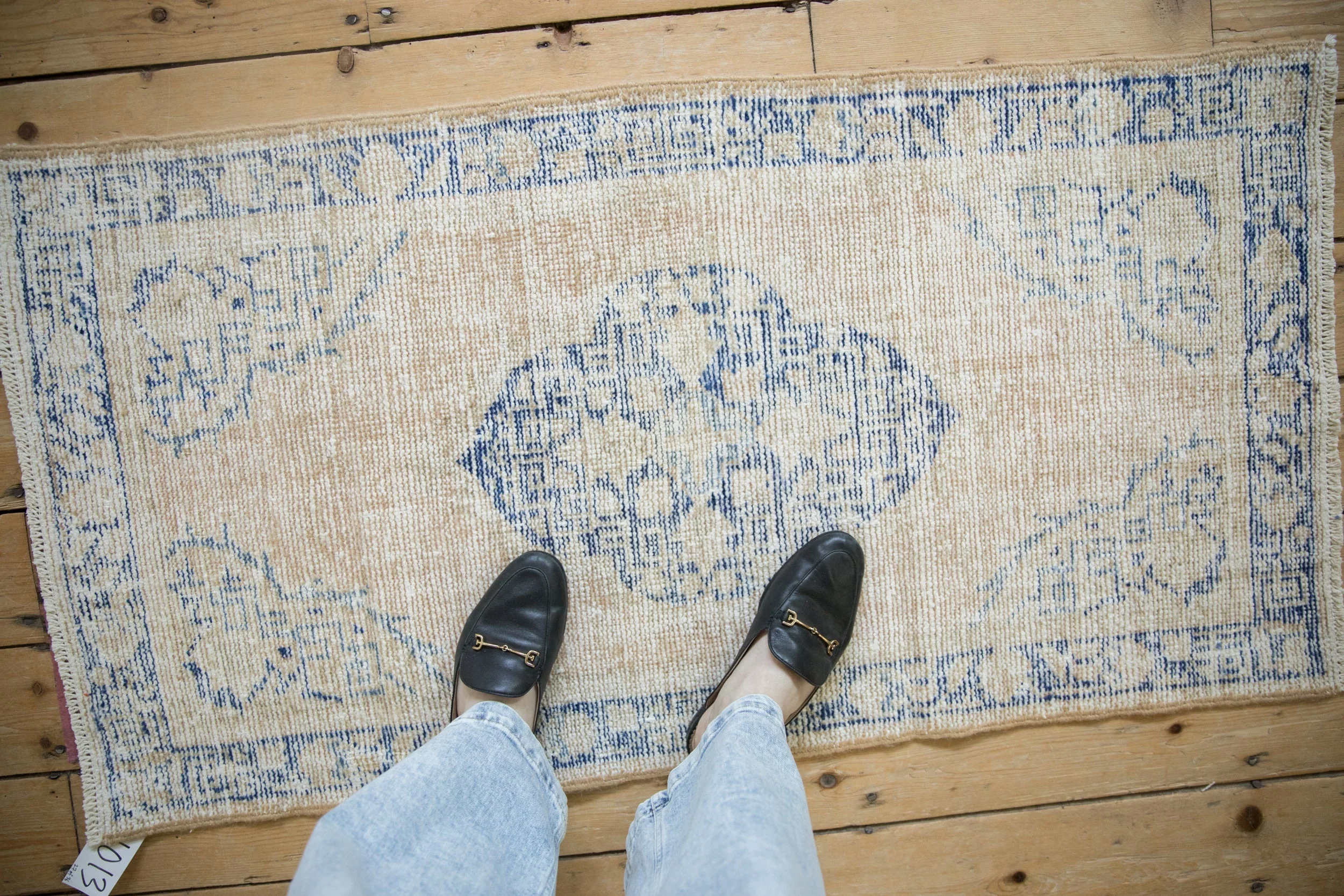 2.5x4.5 Vintage Distressed Oushak Rug - Image 2