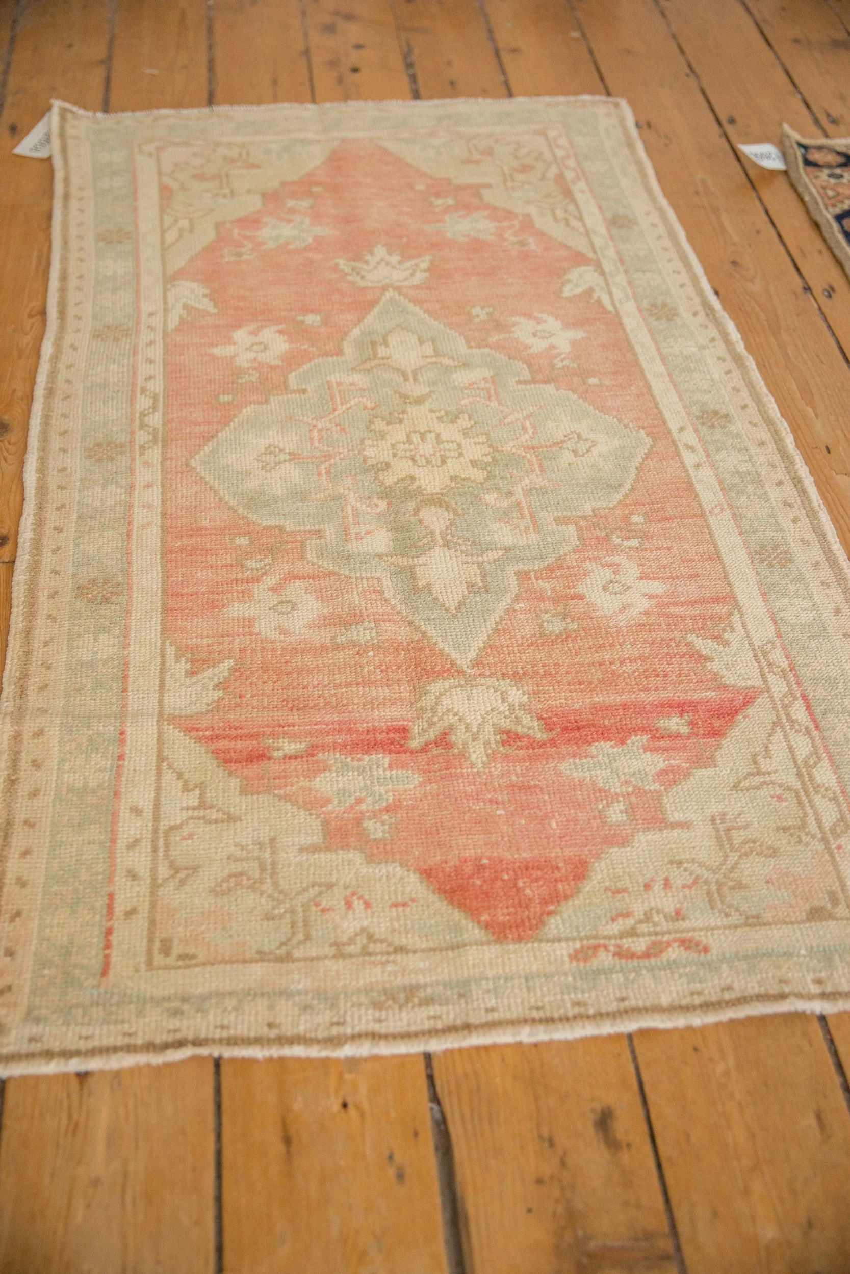 2.5x4.5 Vintage Distressed Oushak Rug - Image 4