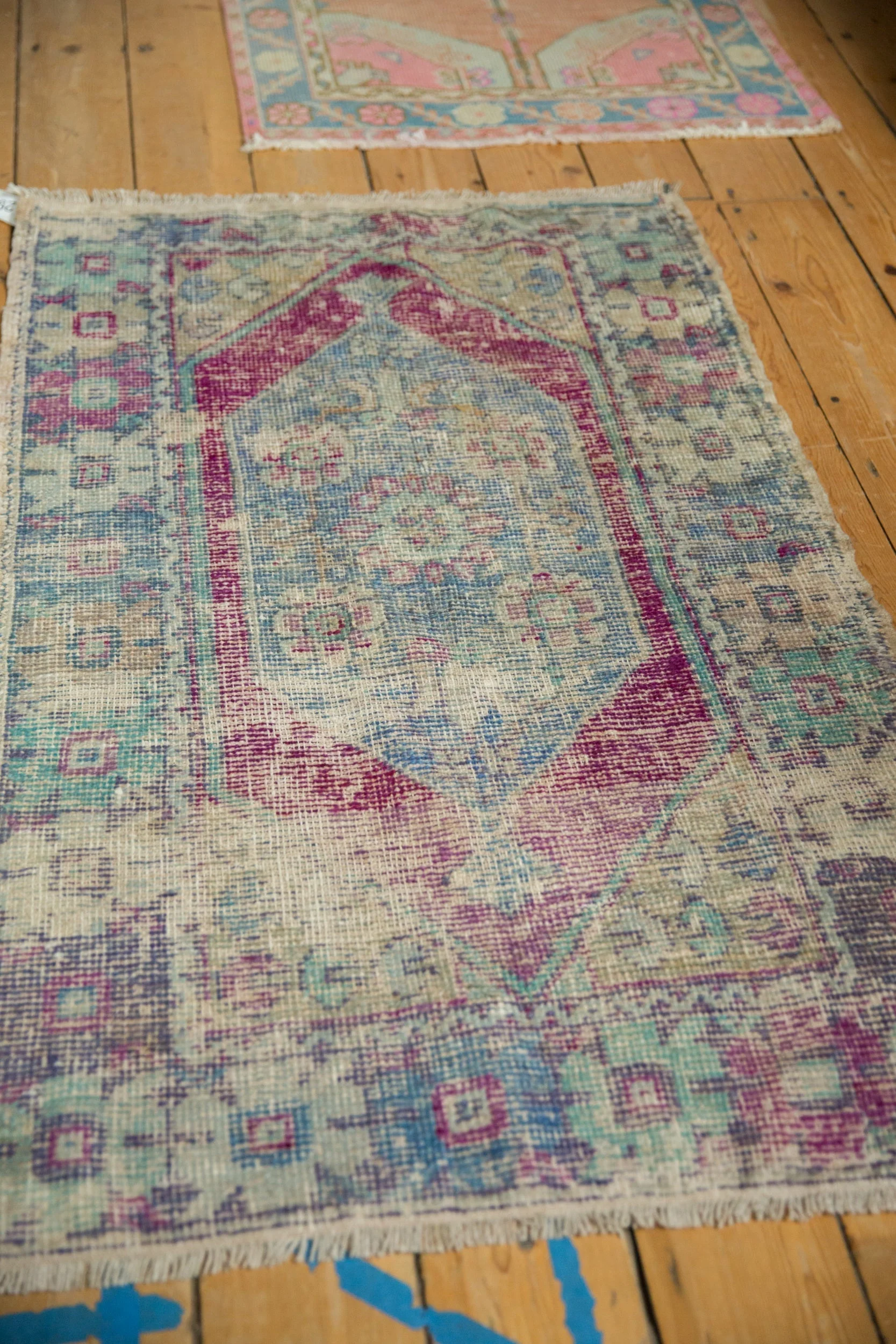 2.5x4.5 Vintage Distressed Oushak Rug - Image 4