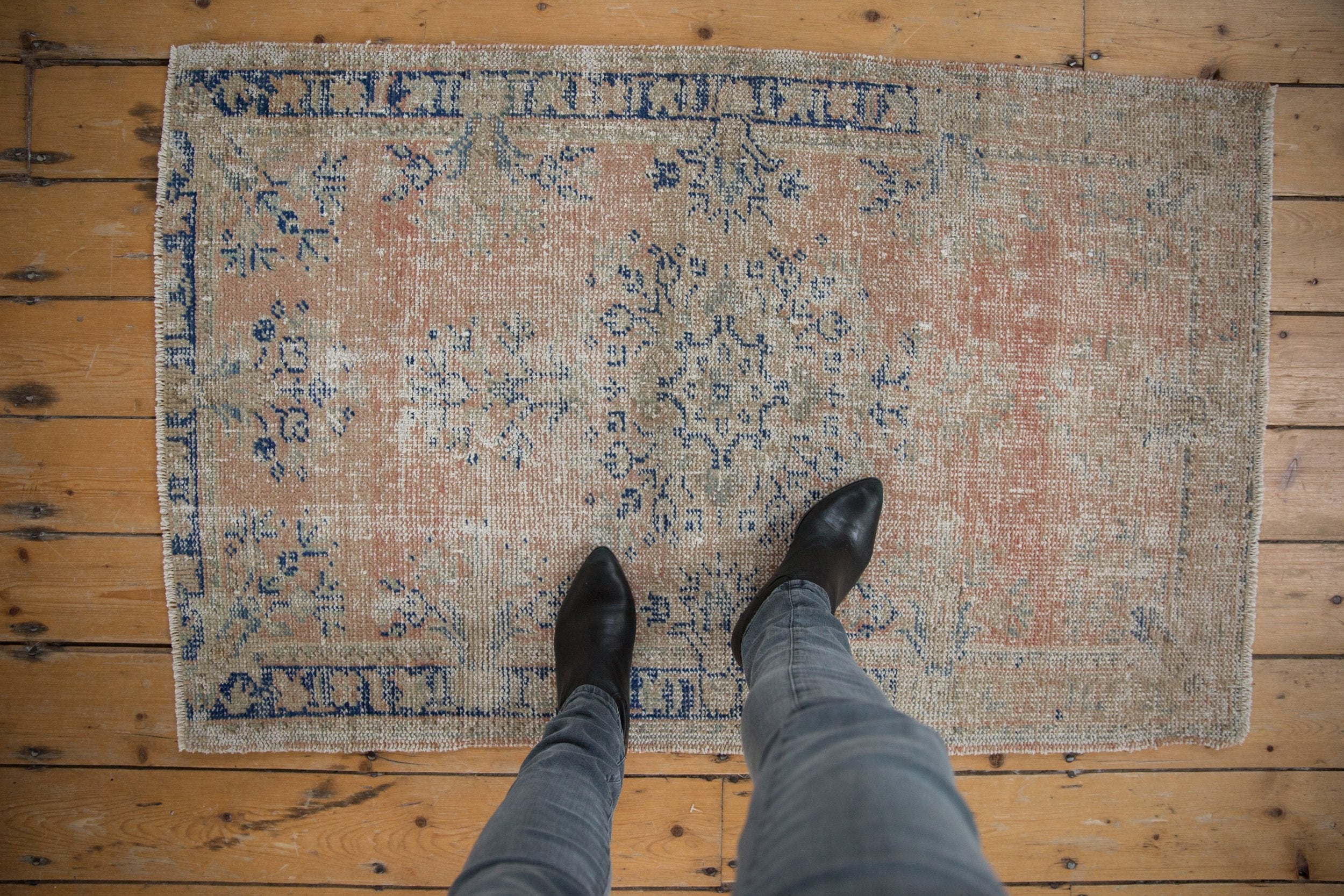 2.5x4.5 Vintage Distressed Oushak Rug - Image 2
