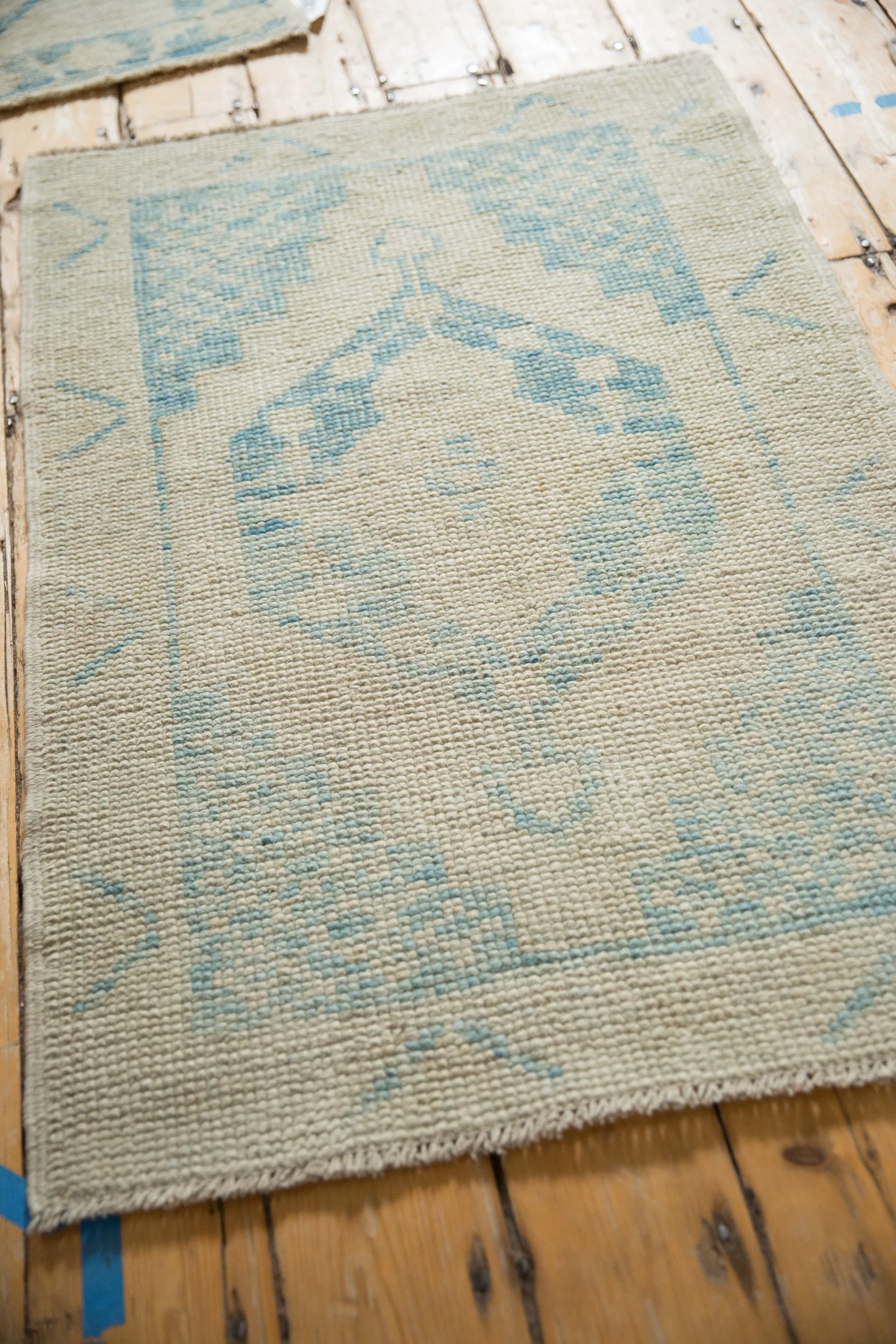 2.5x4 Distressed Oushak Rug - Image 6