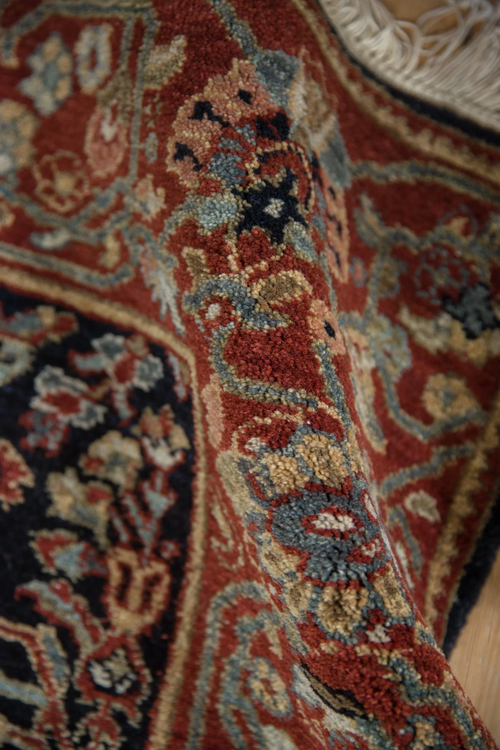 2.5x4 Vintage Armenian Hamadan Design Rug - Image 7