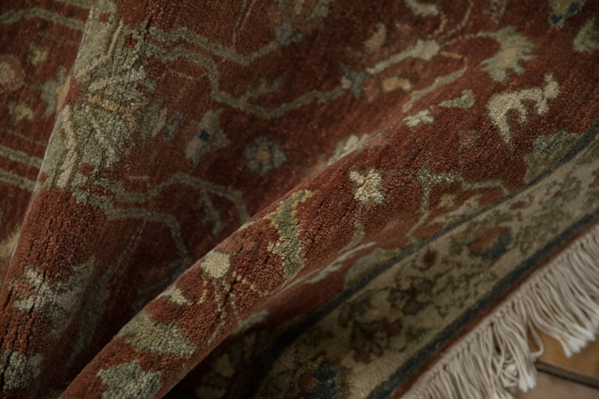 2.5x4 Vintage Armenian Lilihan Design Rug - Image 7