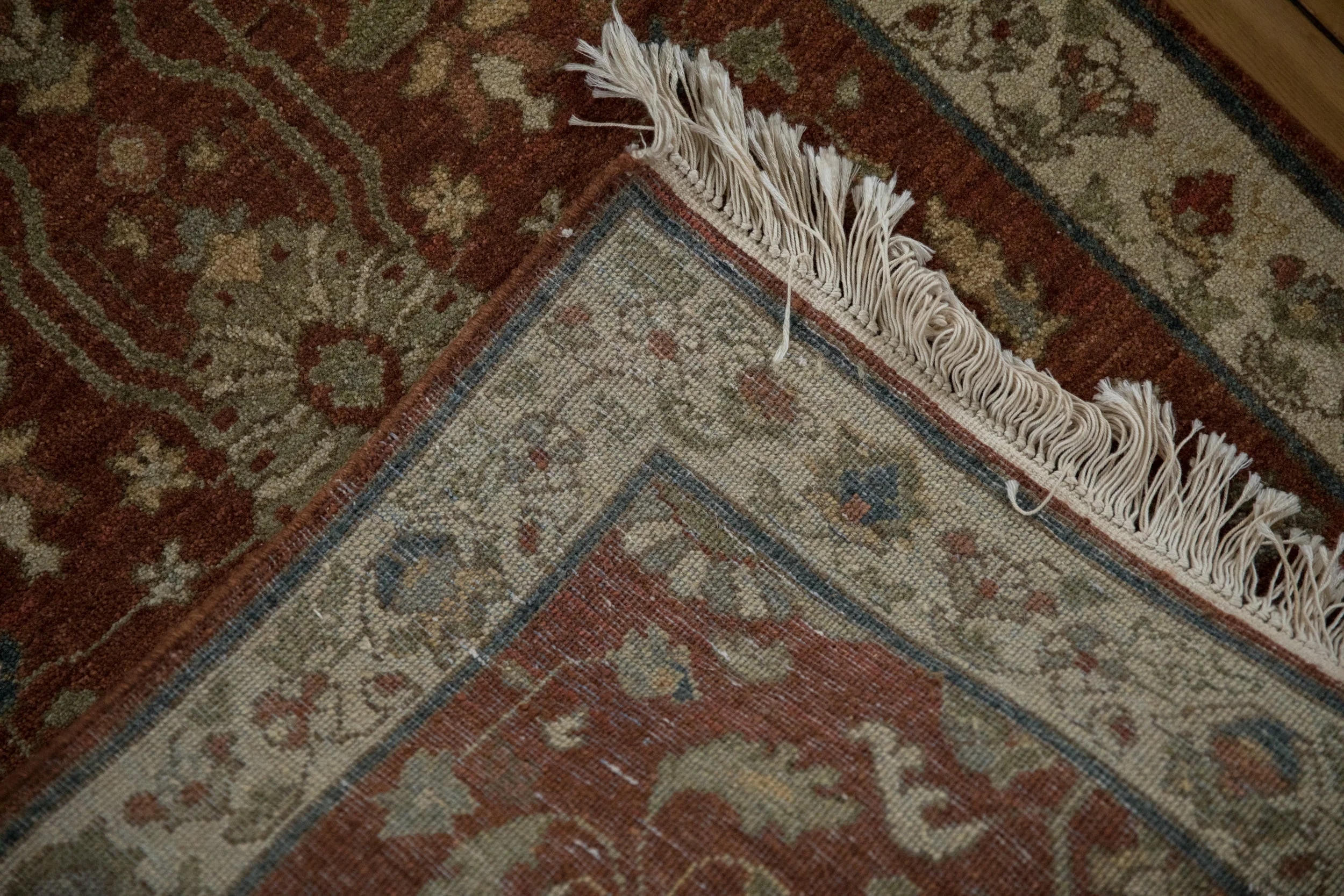 2.5x4 Vintage Armenian Lilihan Design Rug - Image 8