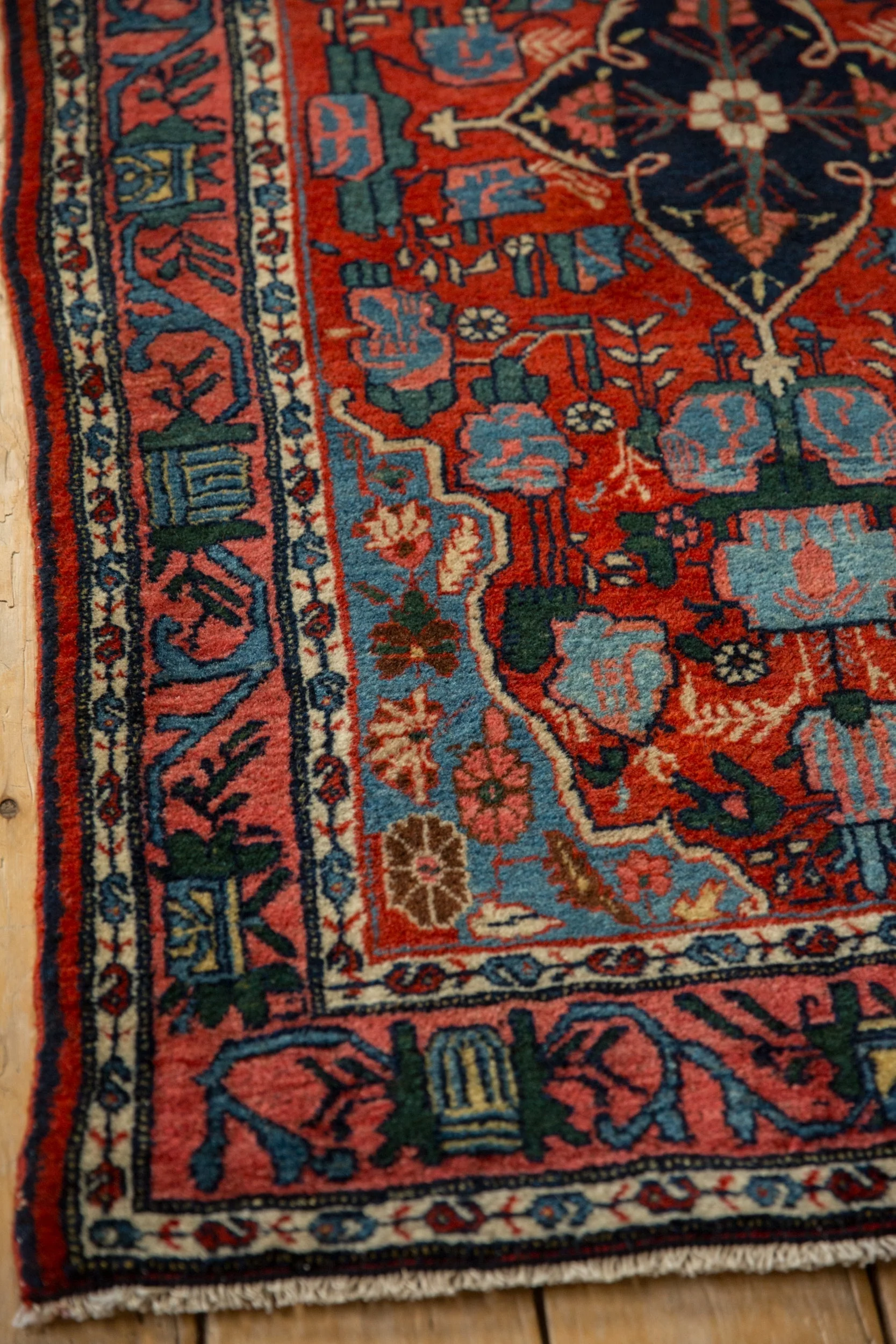 2.5x4 Vintage Bijar Rug - Image 7