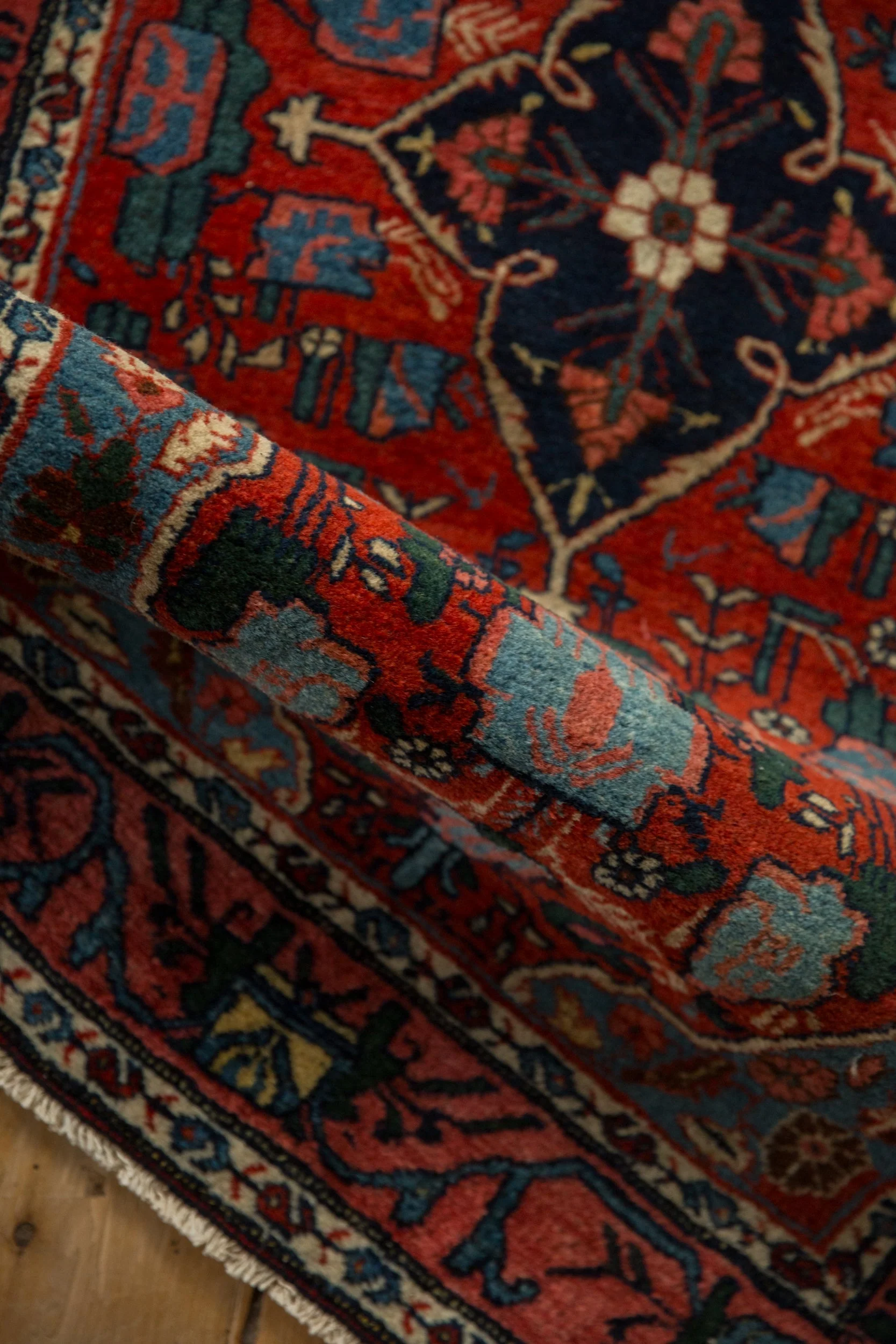 2.5x4 Vintage Bijar Rug - Image 9